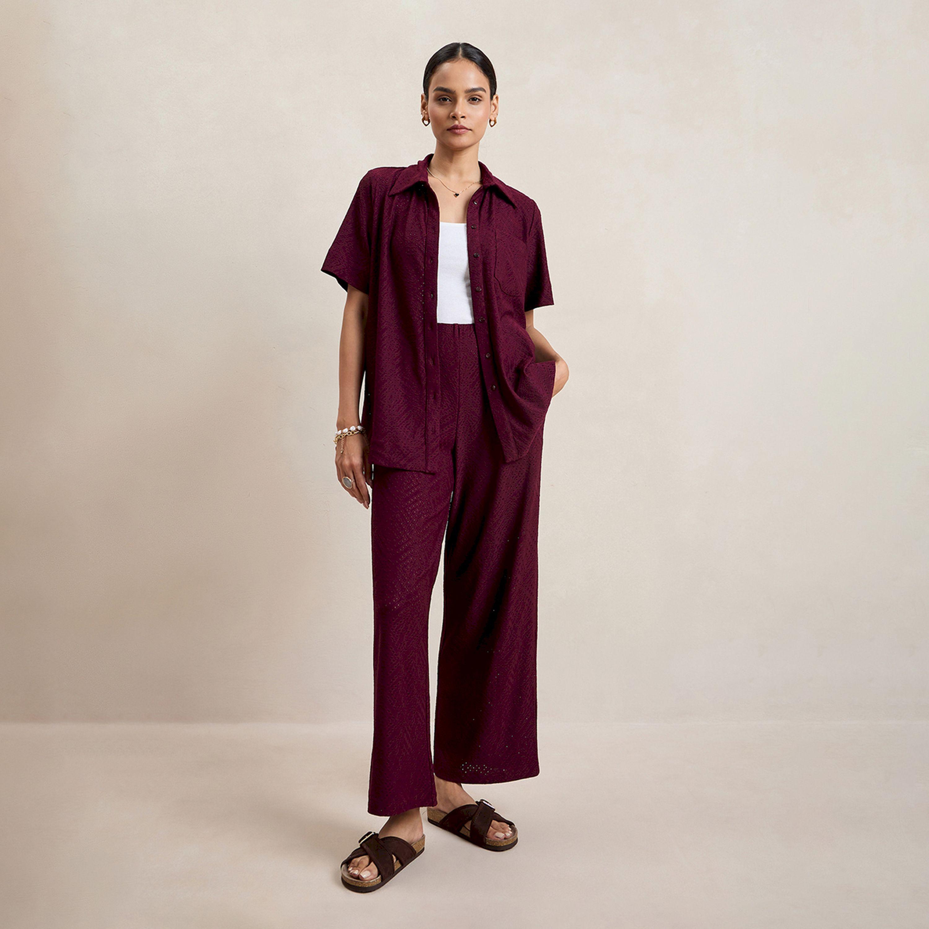 بلوزة شيفلي محبوكة بأزرار غلق فِميلا × ستايلي-women-clothing-shirtsandblouses-shirts-image-1
