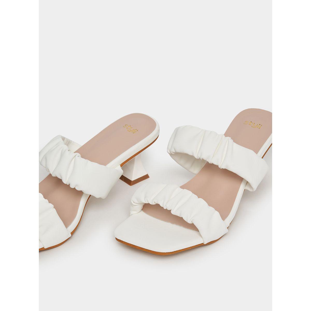 صندل بكعب قطة وسيور بتفاصيل مُجمعة-women-shoes-heels-image-5