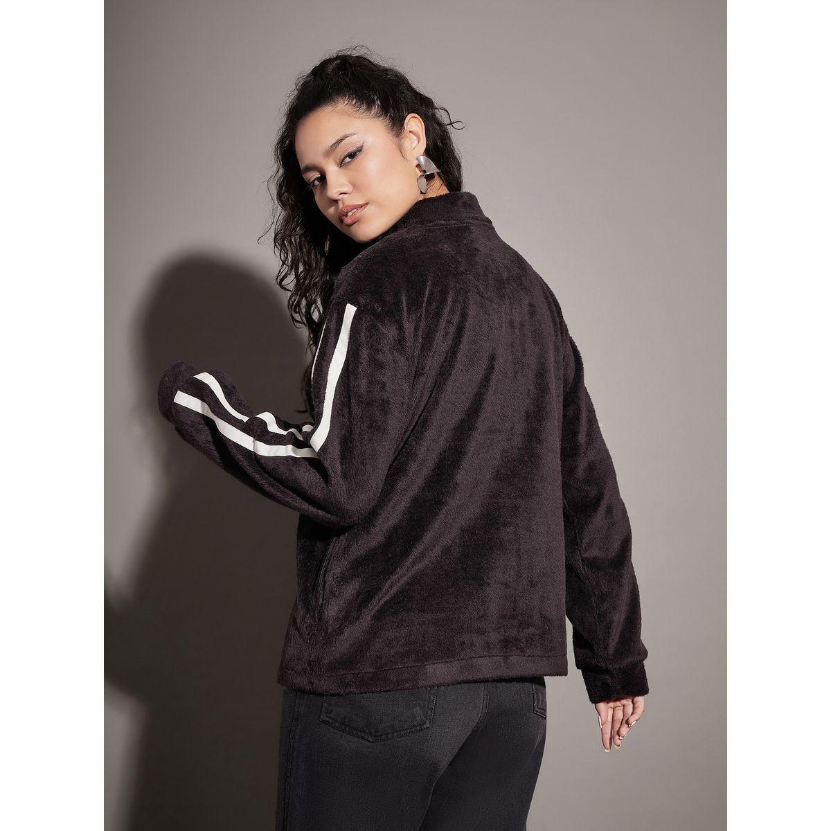 Sassafras X Styli  Fleece Faux Fur Contrast Tape High Neck Sweatshirt-women-clothing-hoodiesandsweatshirts-sweatshirts-image-5