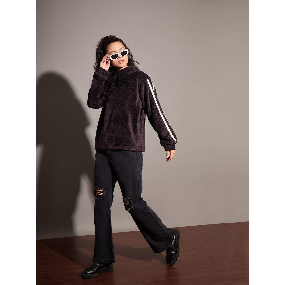 Sassafras X Styli  Fleece Faux Fur Contrast Tape High Neck Sweatshirt-women-clothing-hoodiesandsweatshirts-sweatshirts-image-6
