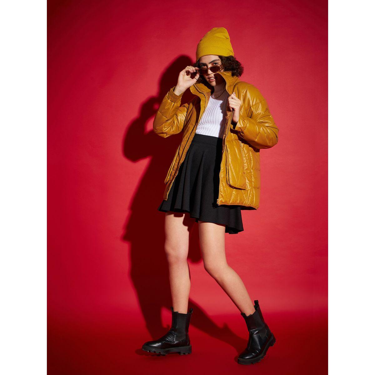Sassafras X Styli  High Neck Diamond Quilt Puffer Jacket-women-winterwear-coatsandjackets-jackets-image-2