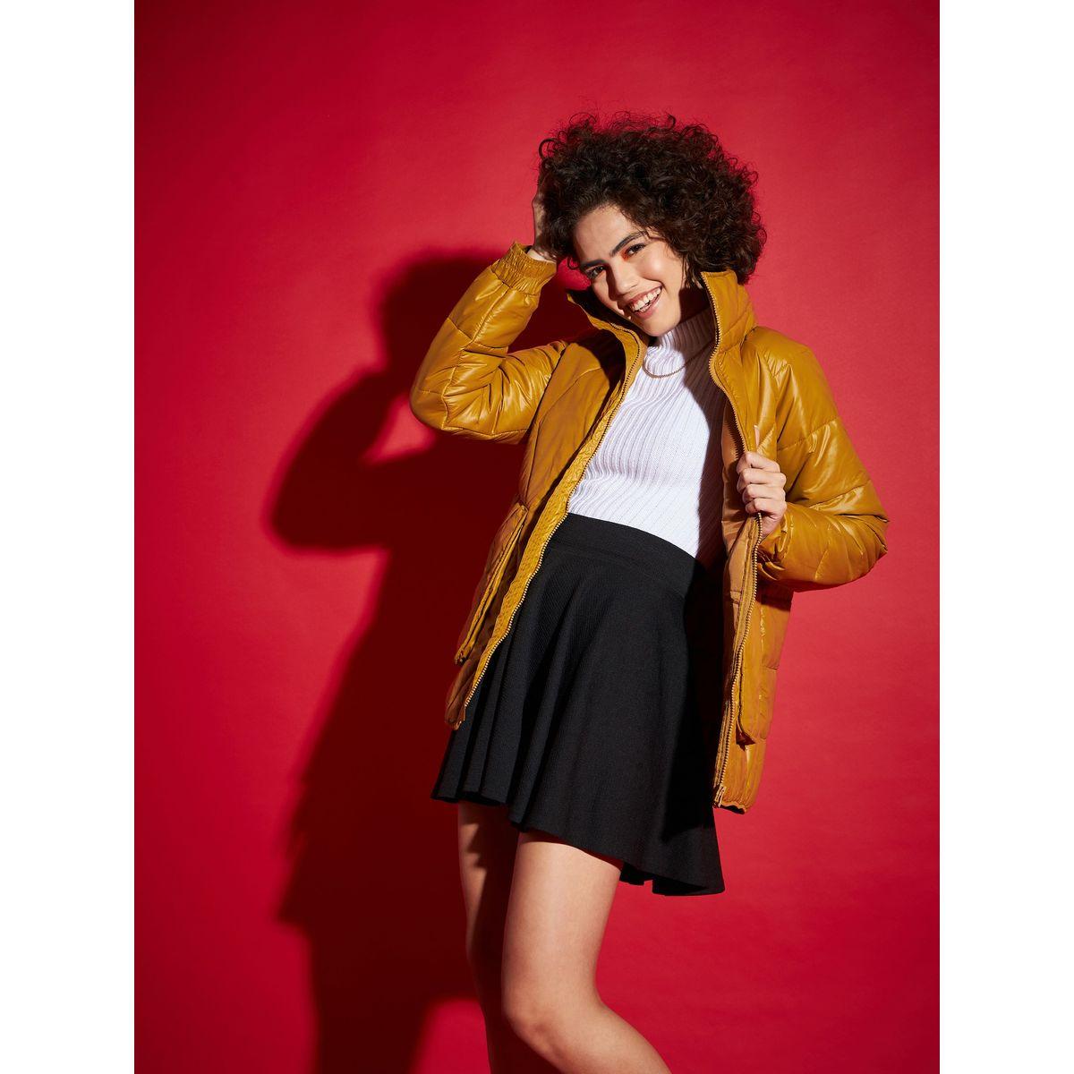 Sassafras X Styli  High Neck Diamond Quilt Puffer Jacket-women-winterwear-coatsandjackets-jackets-image-3
