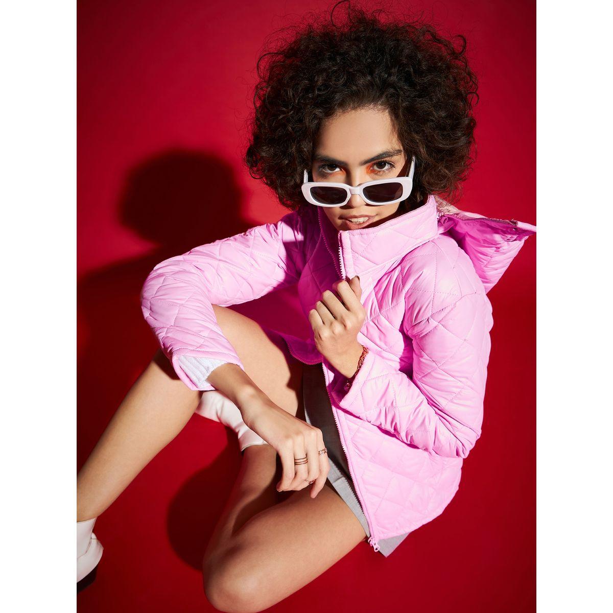 جاكيت منفوخ بنمط الماس وياقة هودي ساسافراس × ستايلي-women-winterwear-coatsandjackets-jackets-image-2