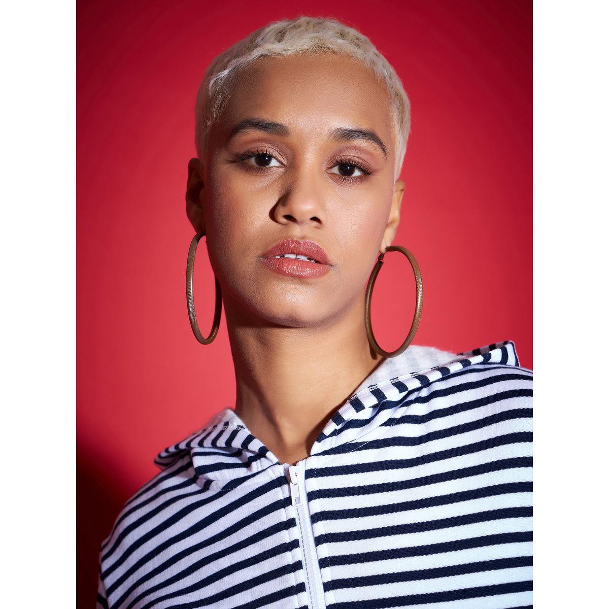Sassafras X Styli  Striped Fleece Hooded Jacket with Contrast Hem-women-winterwear-coatsandjackets-jackets-image-4