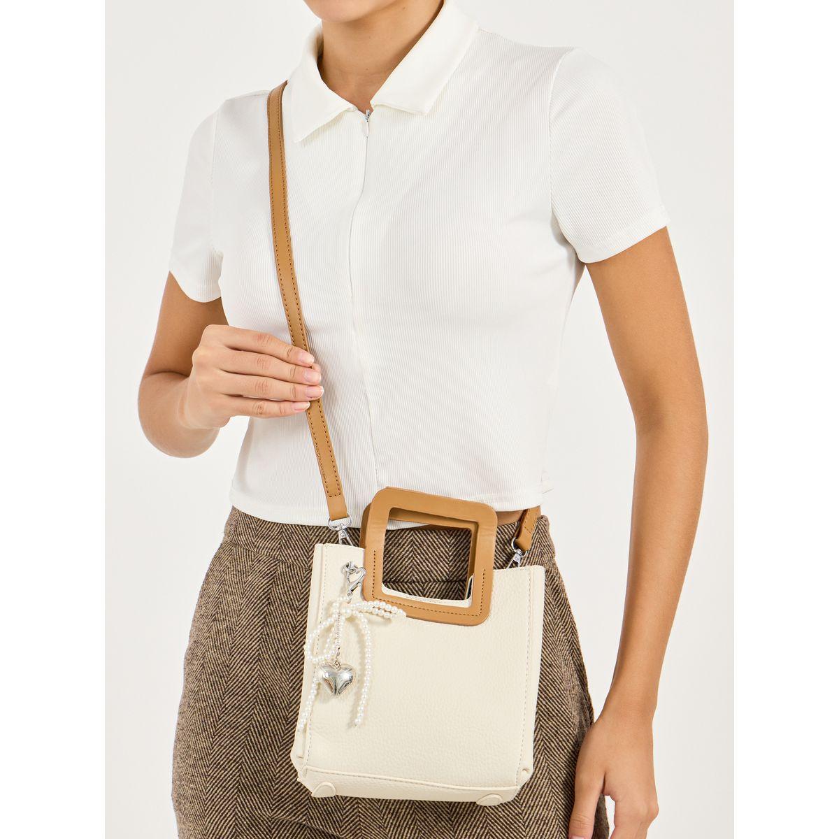 شنطة يد بمقبض يد وحزام قابل للتعديل-women-bagsandwallets-handbags-image-2