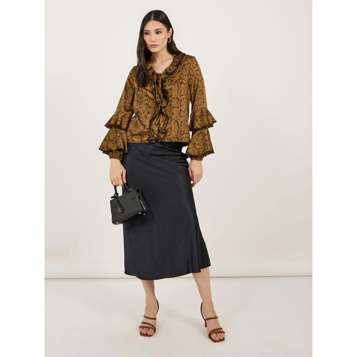 بلوزة بطبعة حيوان وأكمام واسعة مع ياقة بأربطة وكشكش-women-clothing-shirtsandblouses-blouses-image-2