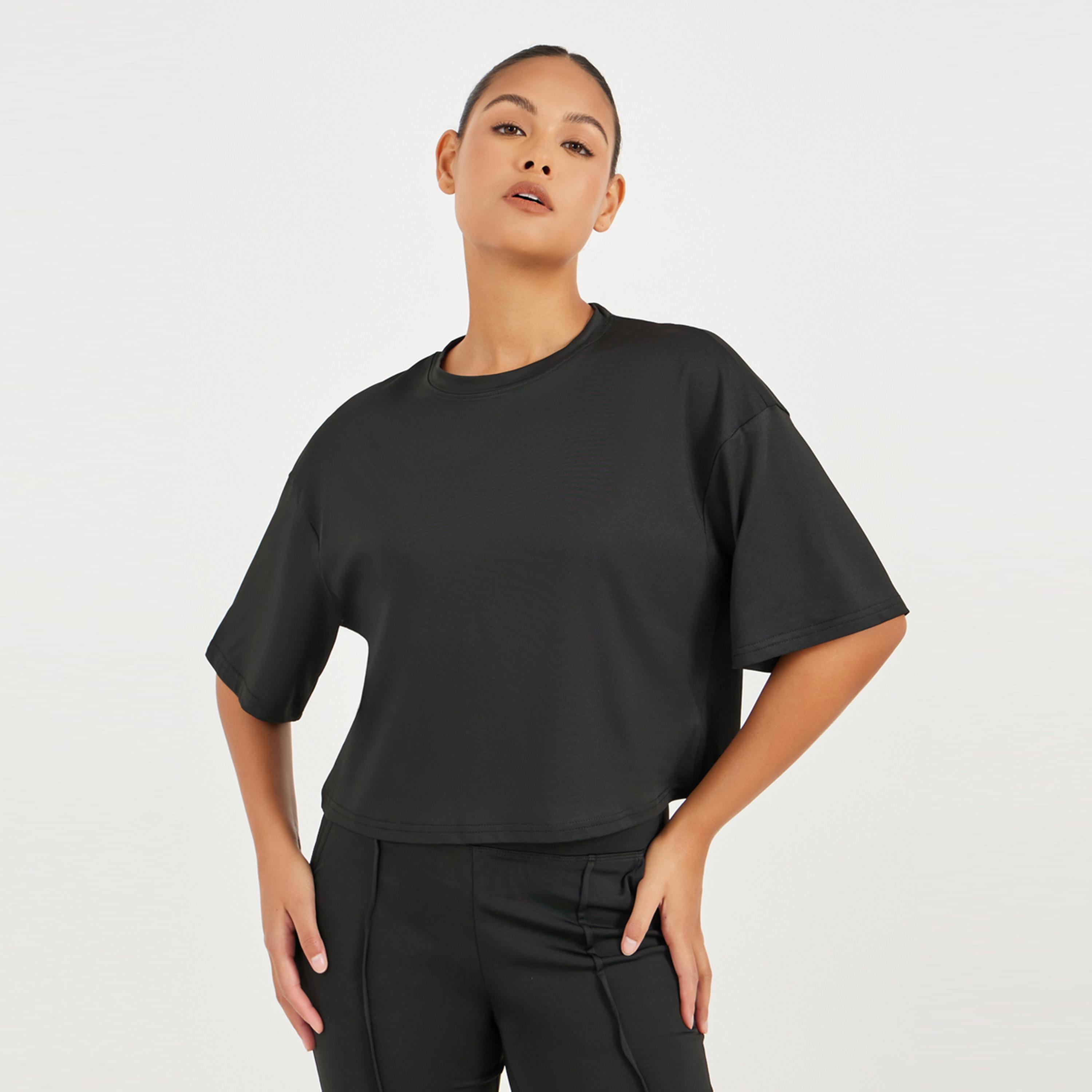 ستايلي - طقم رياضي من بلوزة قصيرة بقصة مربعة وأكتاف منسدلة مع بنطال مستقيم-women-clothing-sportswearandactivewear-trackpantsandtracksuits-image-2
