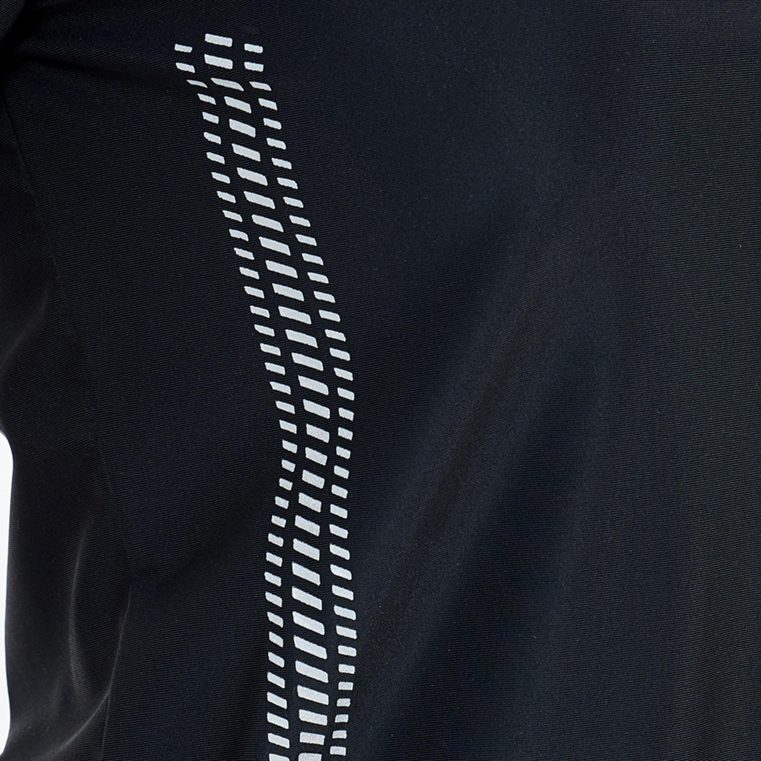 ستايلي - بلوزة رياضية قصيرة الأكمام بتفاصيل جانبية عاكسة مجردة-men-clothing-sportswearandactivewear-tshirtsandpolos-image-3