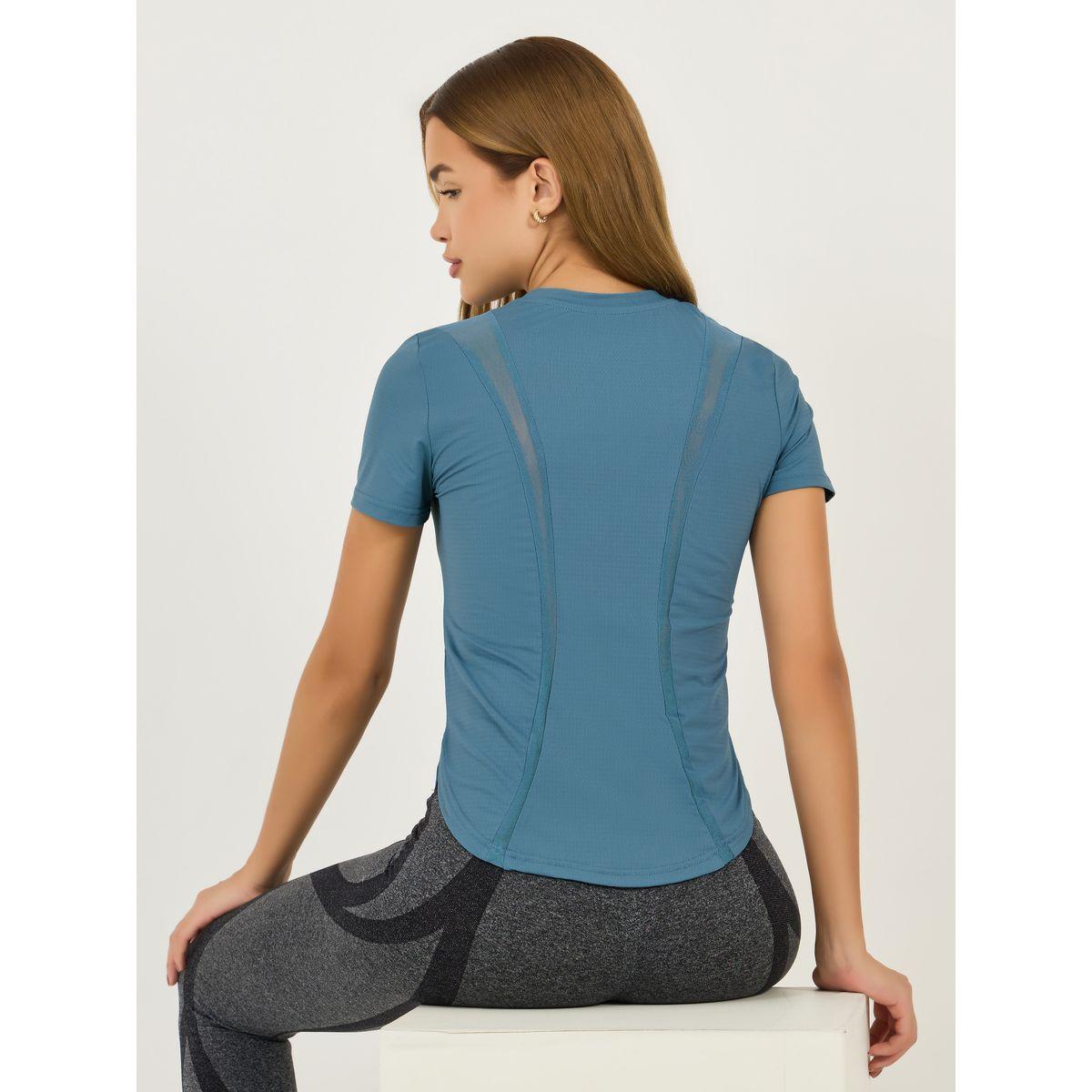 Styli Active Thin Dual Back Mesh Detail Curved Hem Textured Top-women-clothing-sportswearandactivewear-tshirtsandvests-image-1