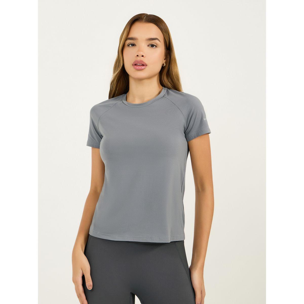 Styli Active Single Sleeve & Back Circle Reflective Detail Short Sleeves Top-men-clothing-sportswearandactivewear-tshirtsandpolos-image-3