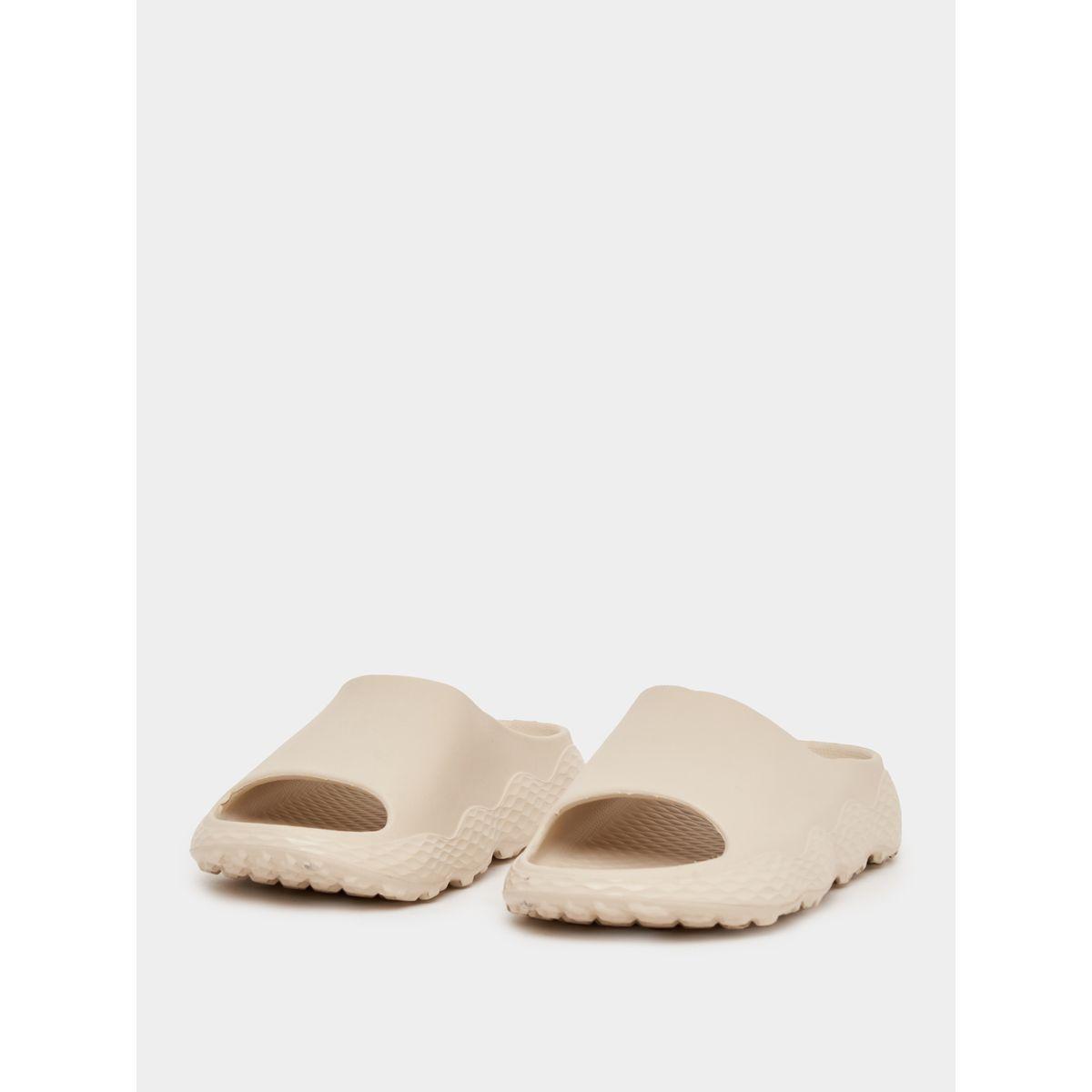 شبشب بنعل شانكي وسير سميك مزين بأربطة-men-shoes-flipflopsandslides-image-2