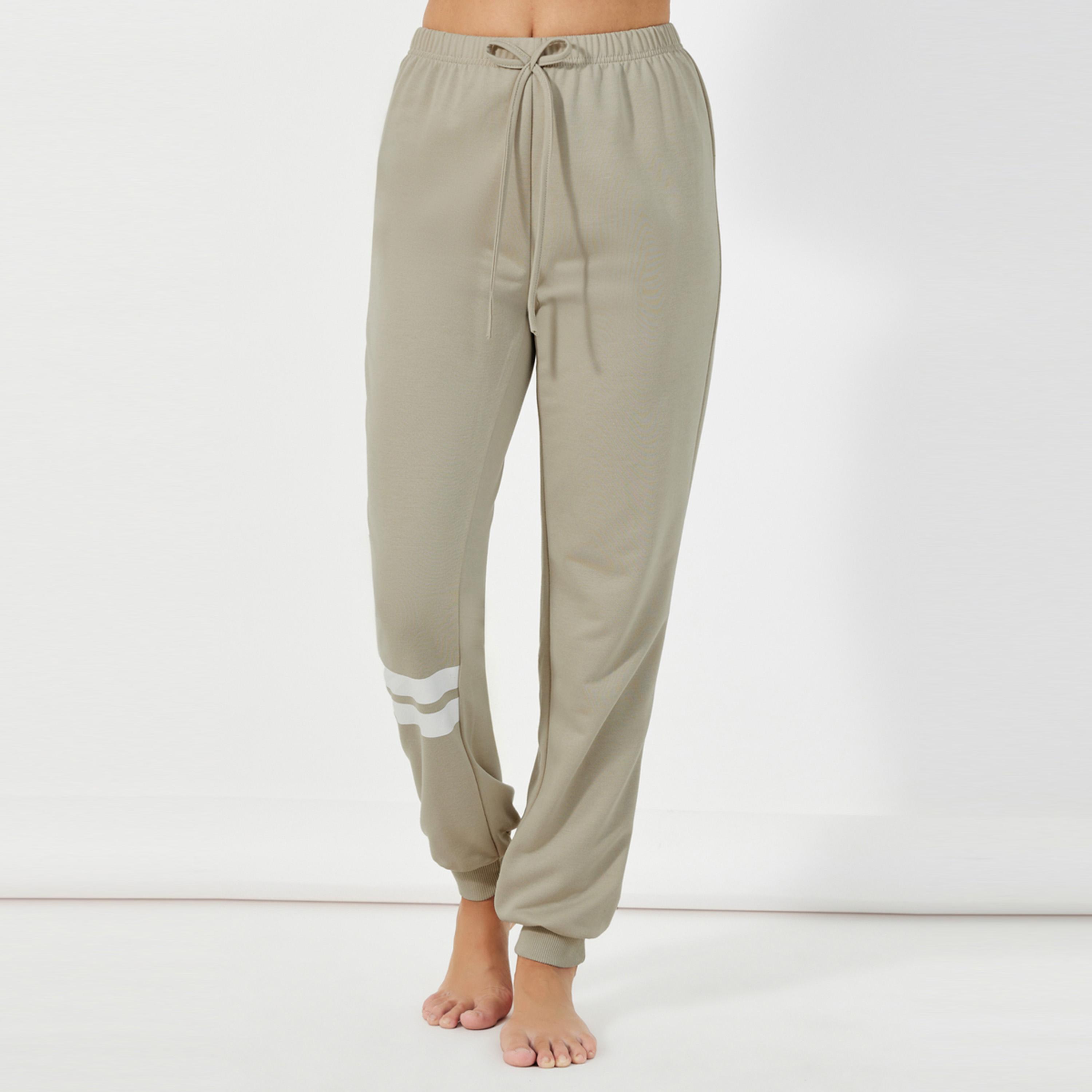 Styli Unwind Slogan Print Double Stipe Sweatshirt & Joggers Pyjama Set-women-clothing-nightwear-pyjamas-longsets-image-5