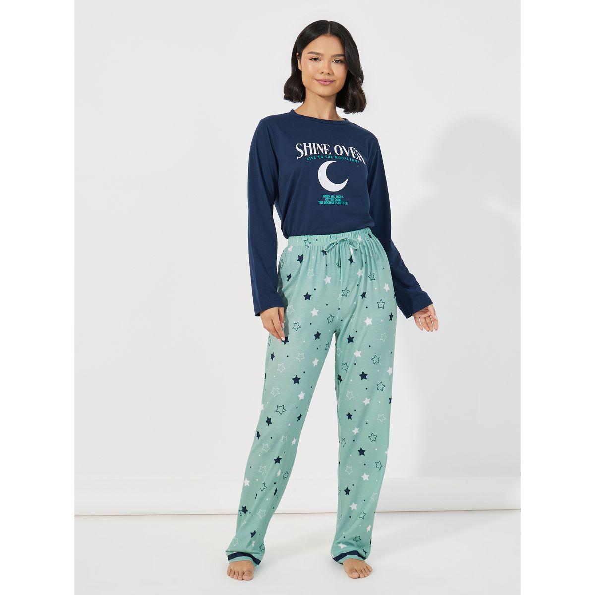 طقم من بنطال بيجاما مع تيشيرت بطبعة كتابة-women-clothing-nightwear-pyjamas-longsets-image-2