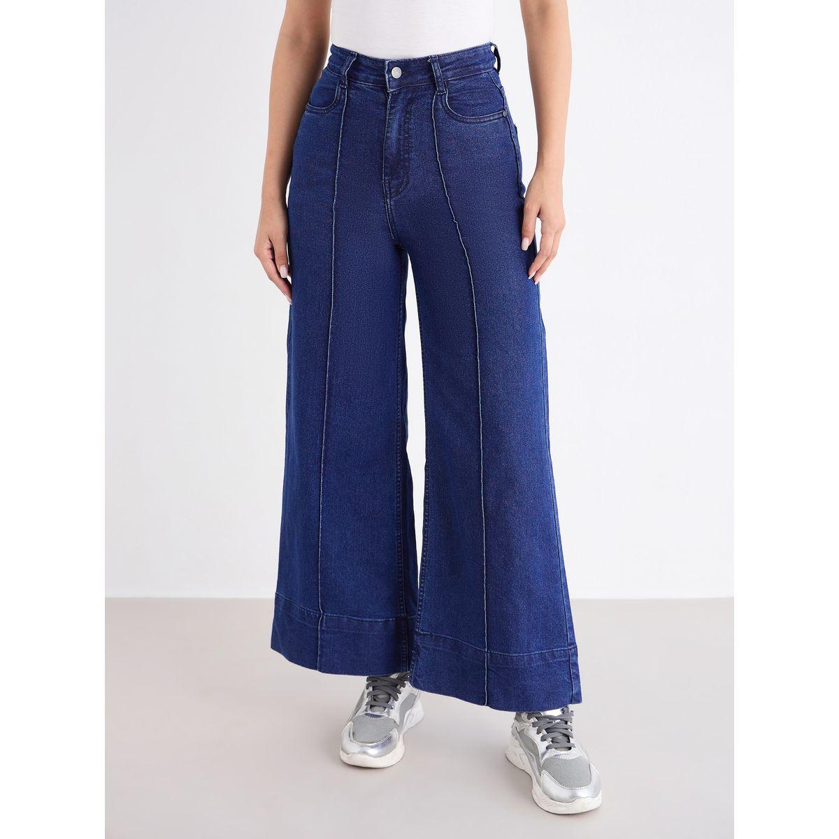 جينز بأرجل واسعة وتفاصيل محزوزة-women-clothing-bottoms-jeans-image-2