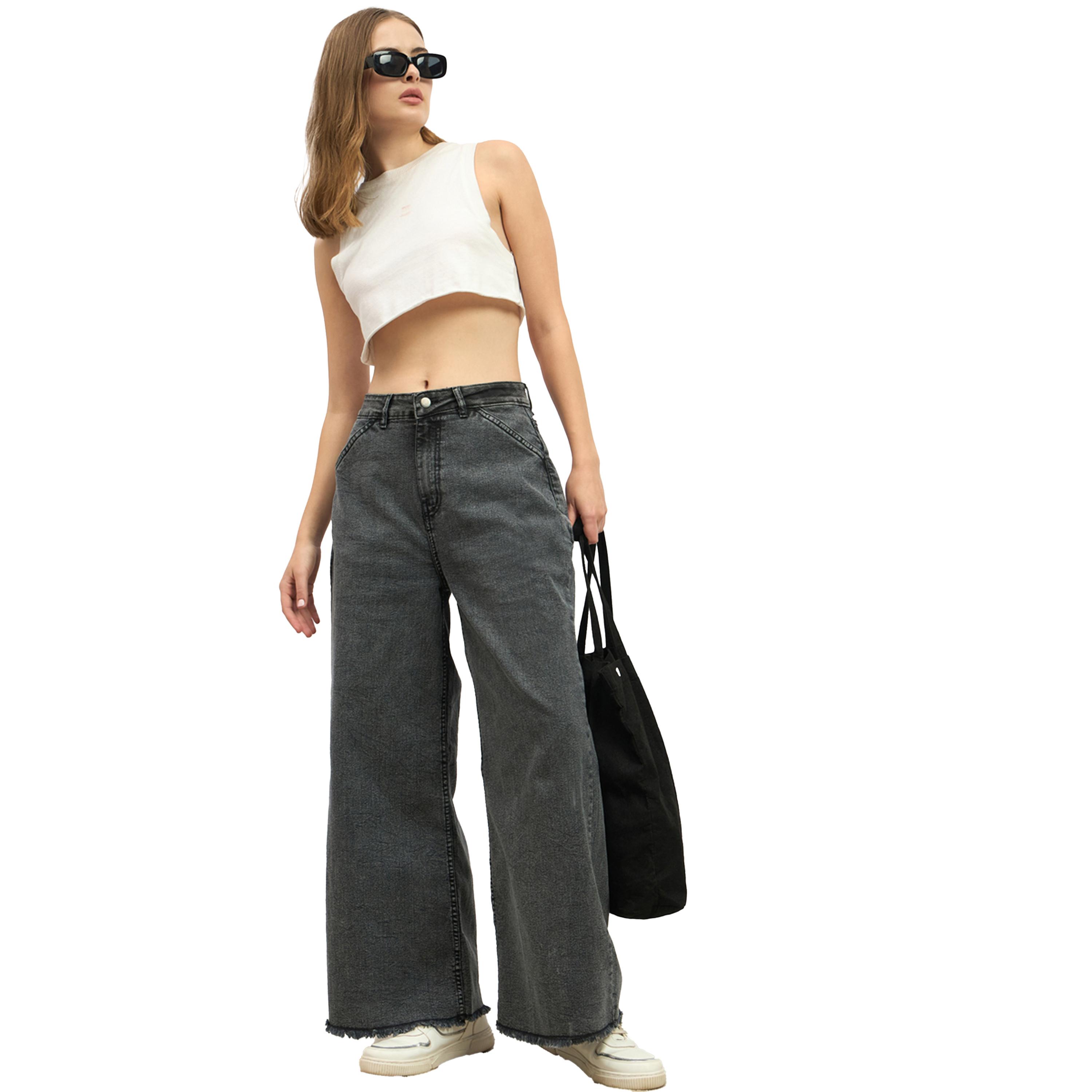 Styli Mid Rise Light Wash Wide Leg Jeans-women-clothing-bottoms-jeans-image-1