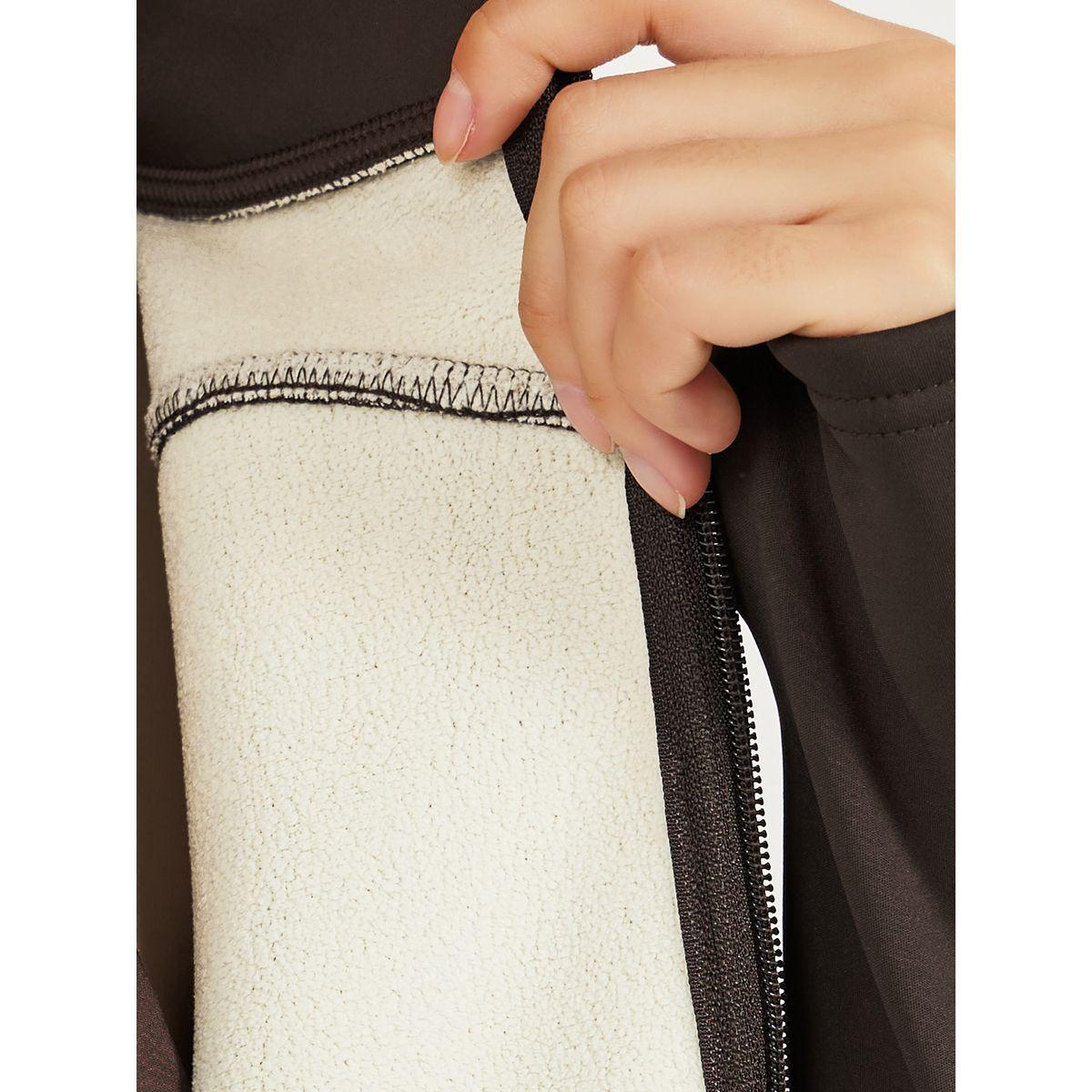 جاكيت ببطانة فليس وسحَّاب غلق-women-clothing-sportswearandactivewear-coatsandjackets-jackets-image-4