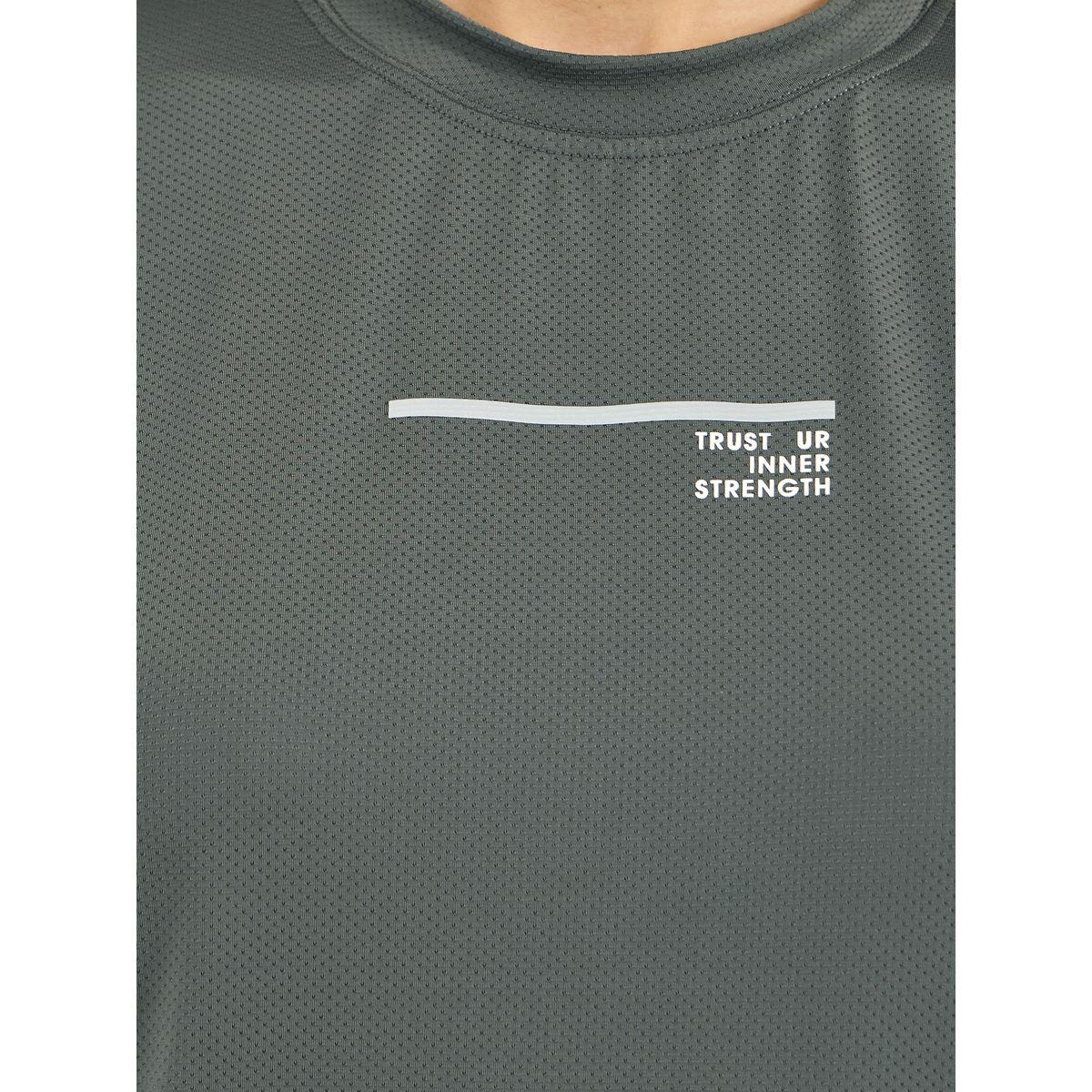 بلوزة بأشرطة عاكسة للضوء مع كتابة وأكمام قصيرة-women-clothing-sportswearandactivewear-tshirtsandvests-image-3