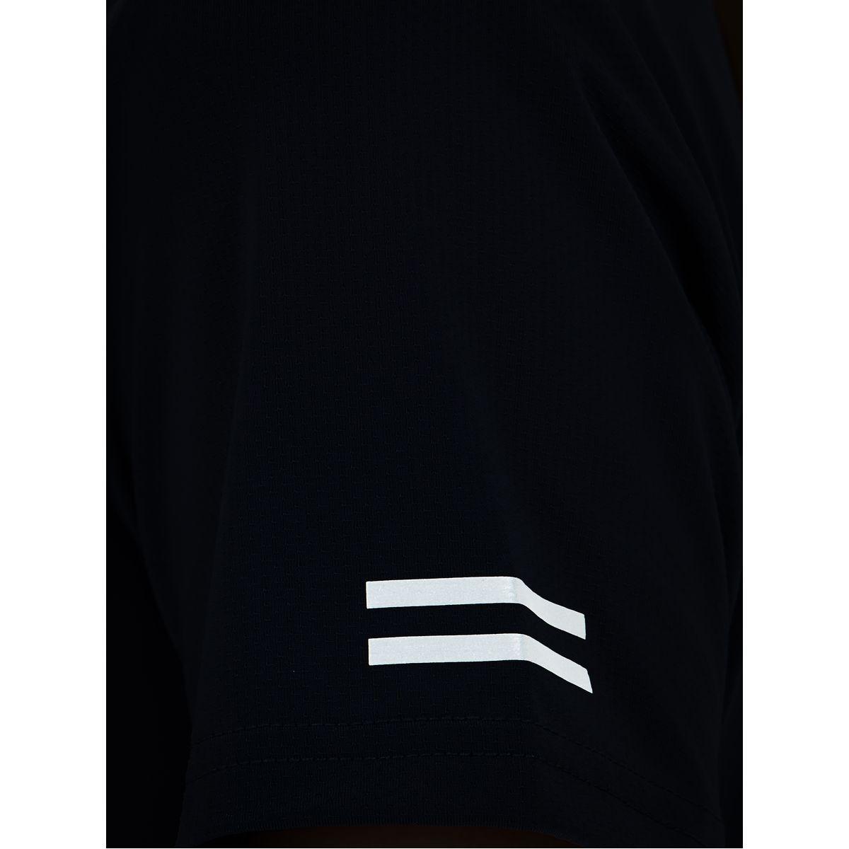 Styli Active Textured Chest Slogan Reflective Detail Short Sleeves Top-men-clothing-sportswearandactivewear-tshirtsandpolos-image-5