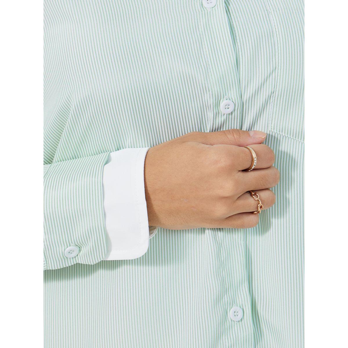 بلوزة مخططة بقصة عادية وحافة بتفاصيل مُتباينة-women-clothing-shirtsandblouses-shirts-image-5