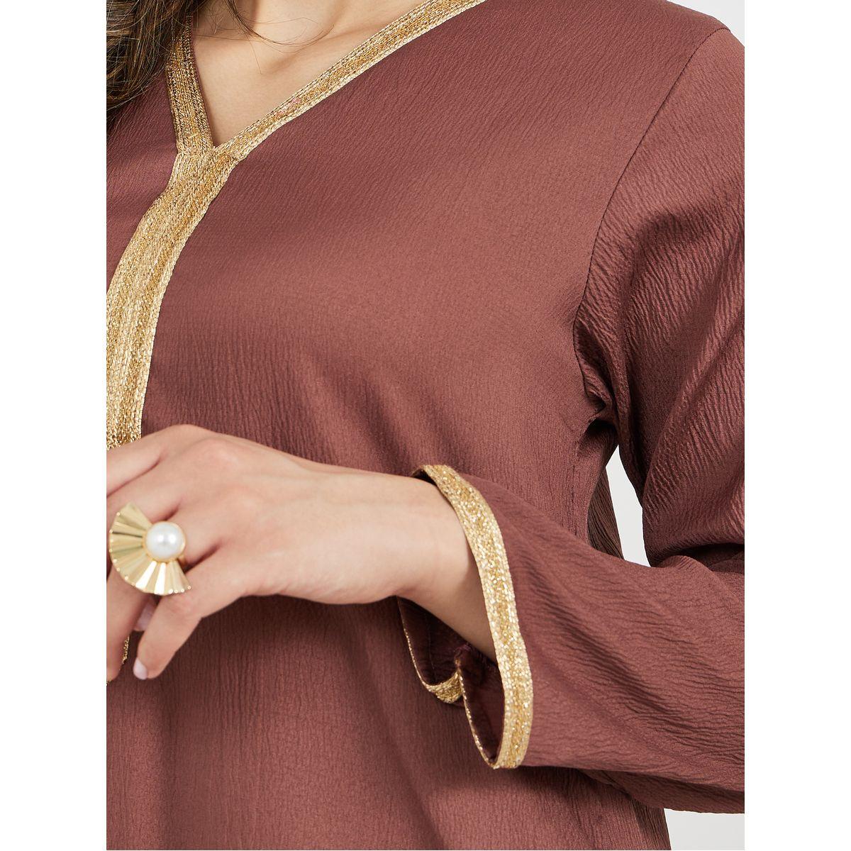 Texture V-Neck A-Line Jalabiya with Lace Detail-women-arabicclothing-jalabiyas-image-4