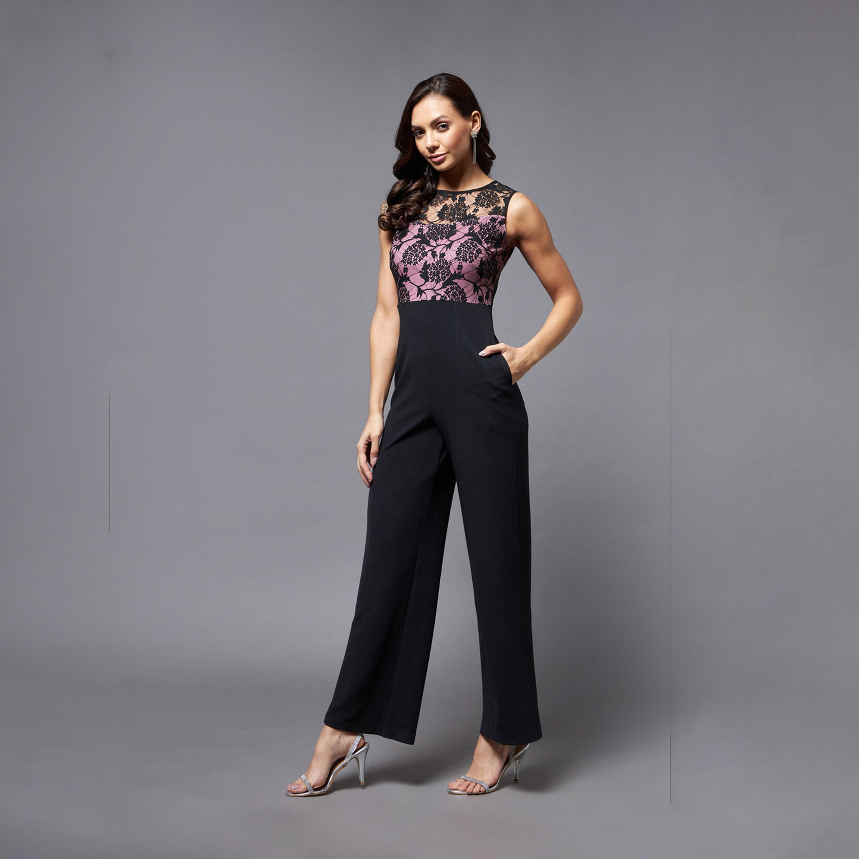 ستايلي - جمبسوت بدون أكمام مع إضافات الدانتيل وساق واسعة-women-clothing-jumpsuits-image-4