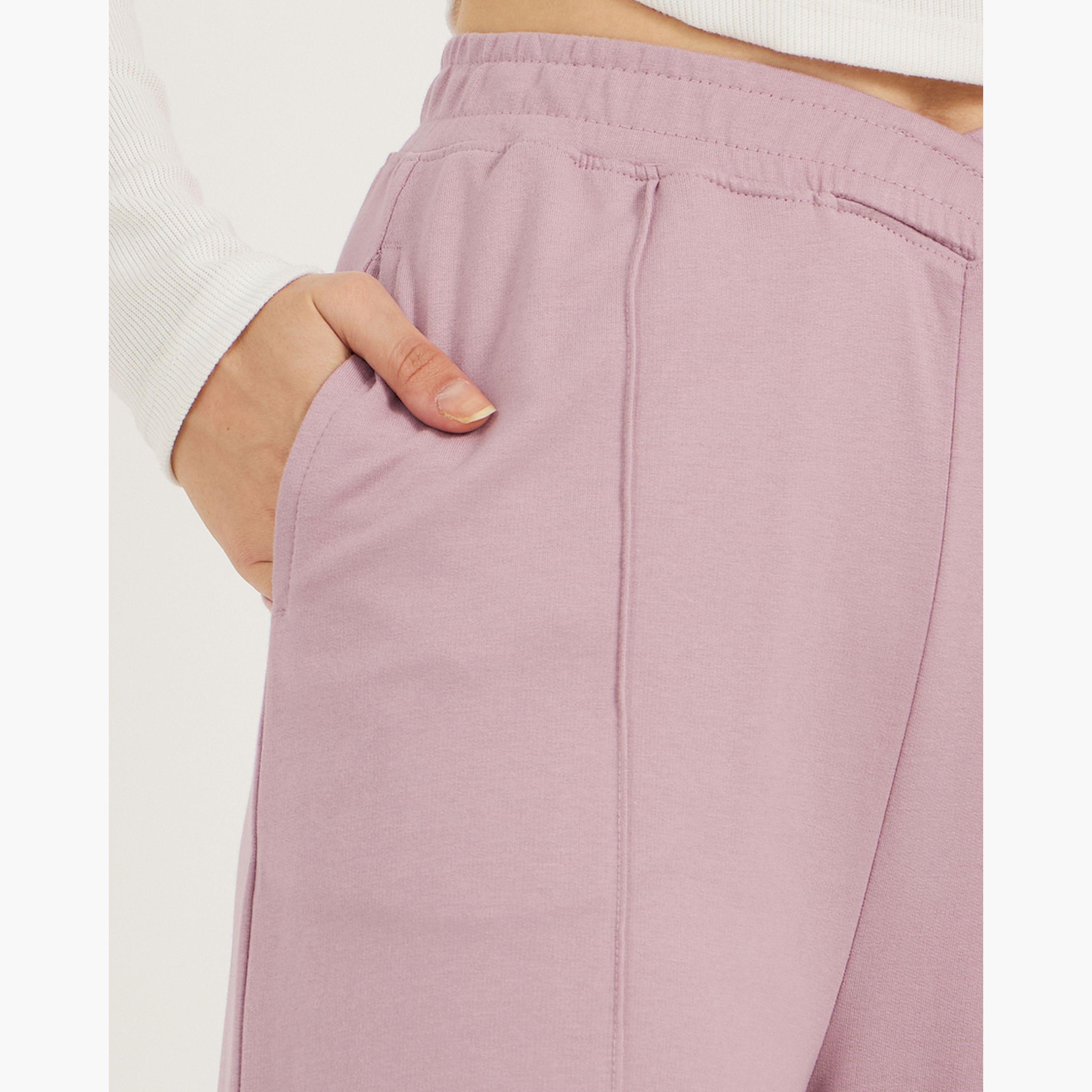 ستايلي - بنطال رياضي بخصر متقاطع مع تفاصيل كسرة-women-clothing-bottoms-joggers-image-3