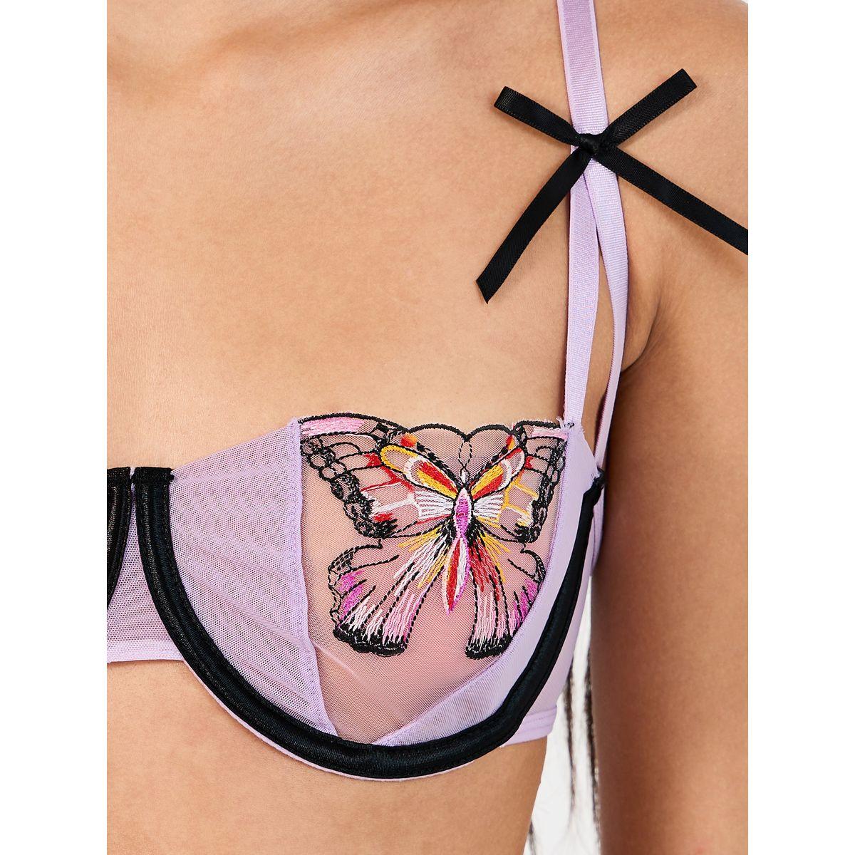 مجموعة من صدرية بتفاصيل مُطرّزة وثونغ-women-clothing-lingerie-lingeriesets-image-2