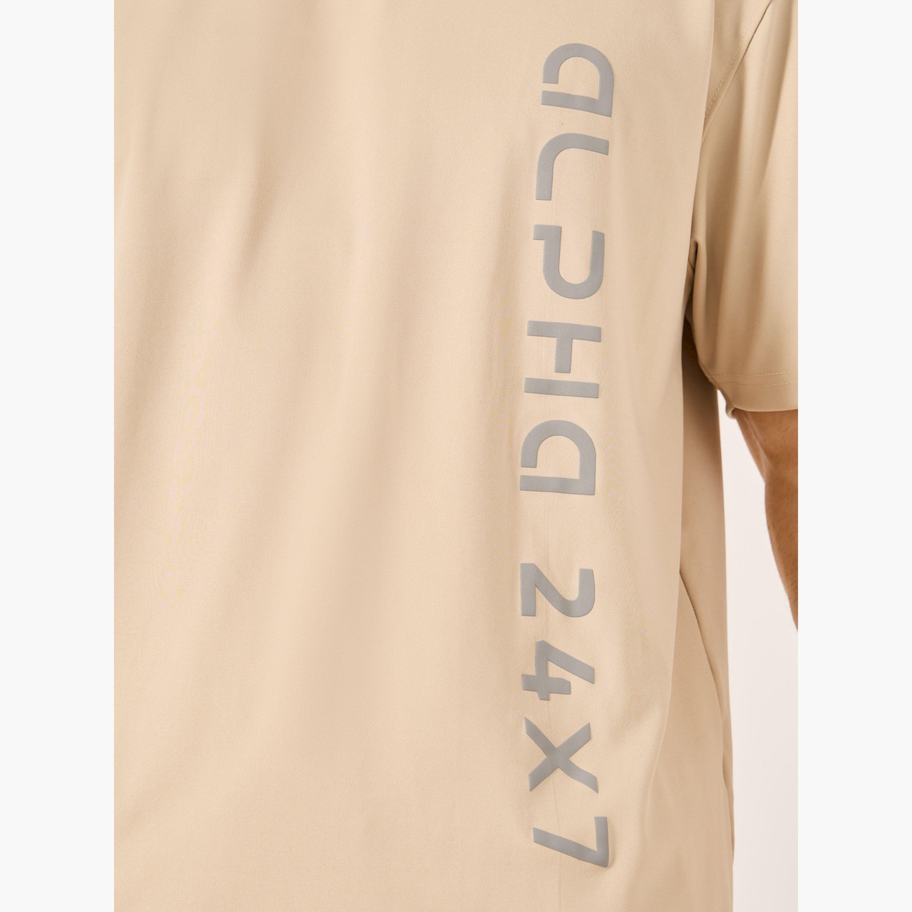 ستايلي - تي شيرت كبير الحجم بطبعة جرافيكية من قماش سكوبا-men-clothing-sportswearandactivewear-tshirtsandpolos-image-4