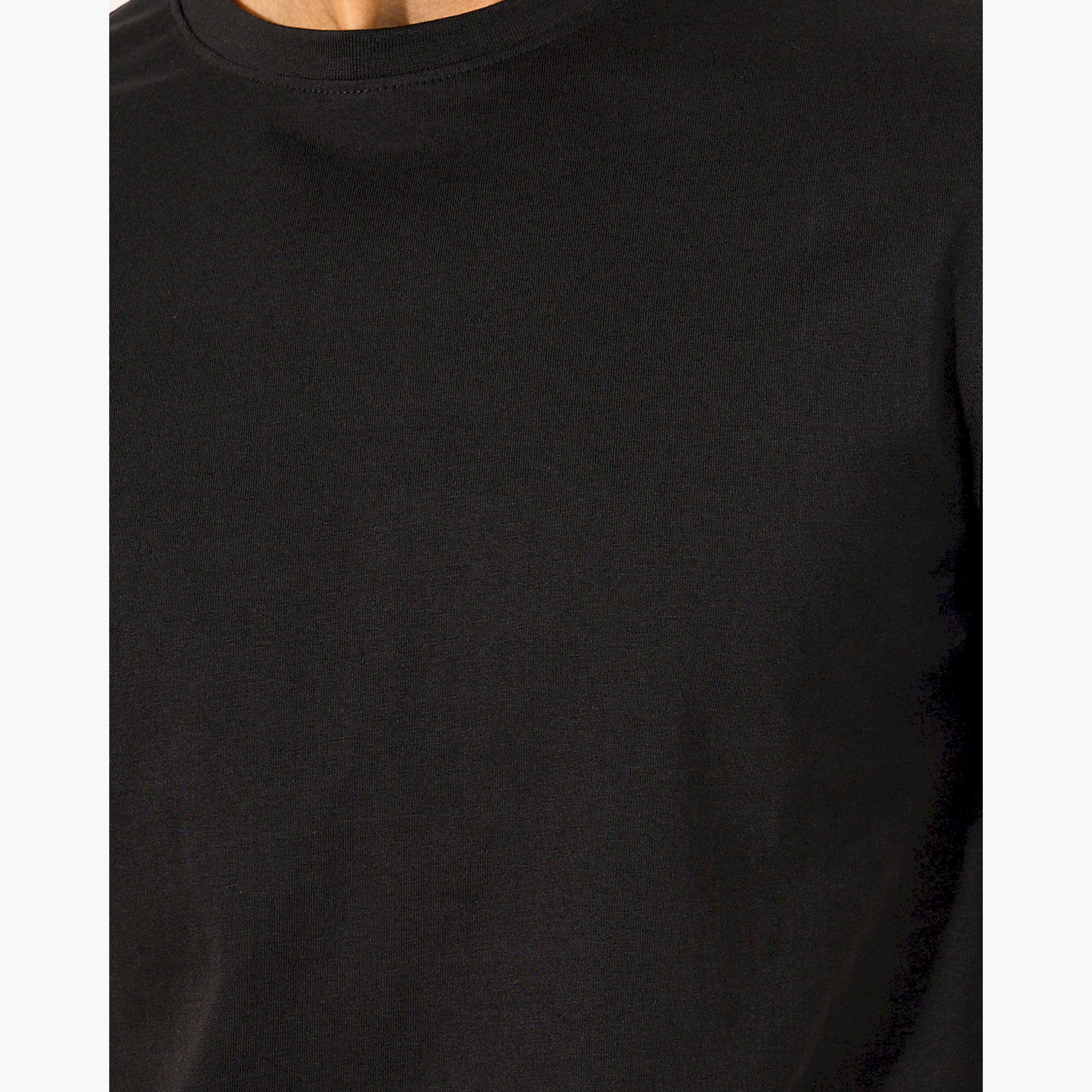 ستايلي - طقم بلوزة سادة بياقة دائرية مع بنطال بيجامة مطبوع-men-clothing-nightwear-sets-image-4