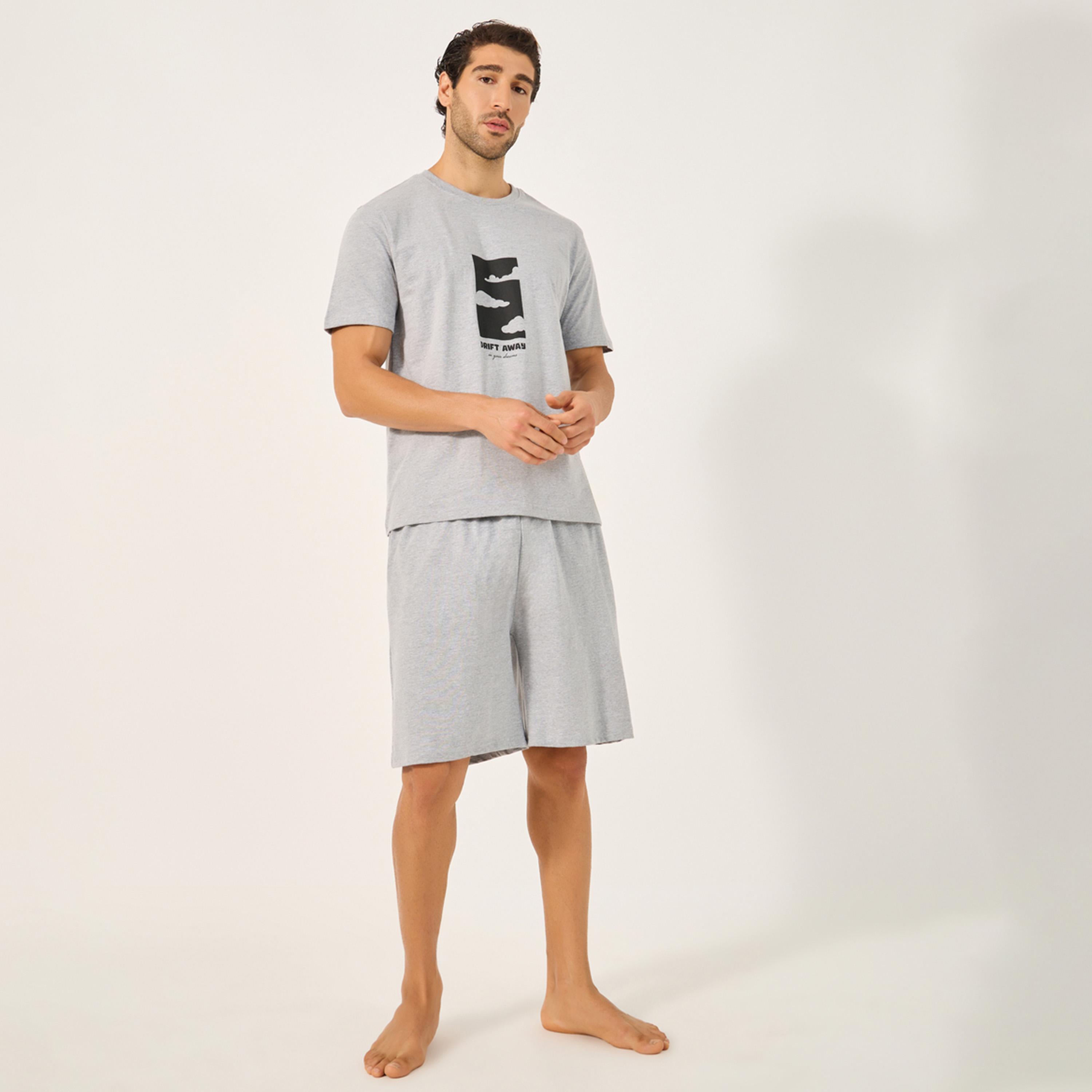 ستايلي - أنوايند طقم بيجامة تي شيرت بطبعة جرافيكية مع شورت-men-clothing-nightwear-sets-image-1