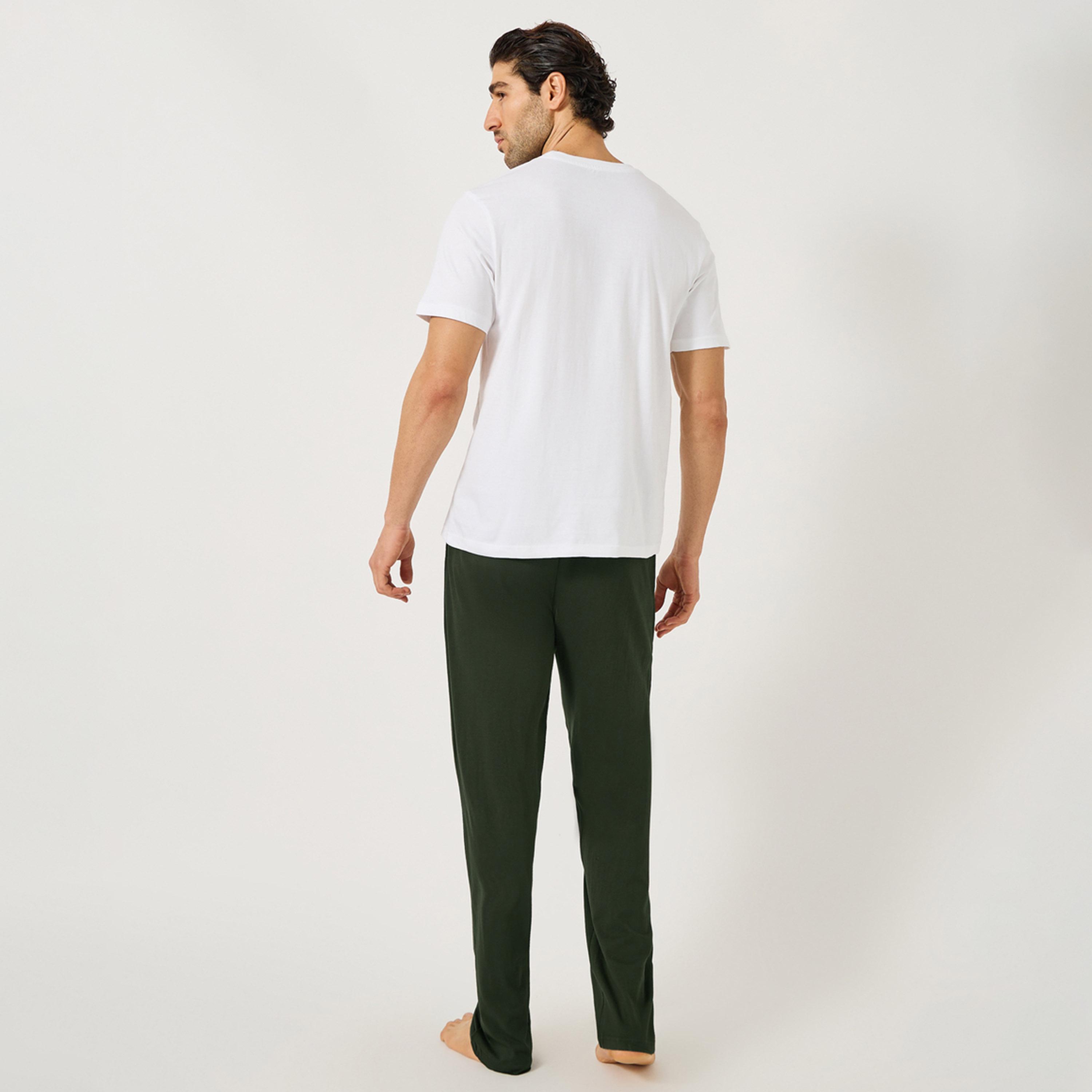 Styli Solid Contrast Pocket Detail T-Shirt and Pyjama Set-men-clothing-nightwear-sets-image-4
