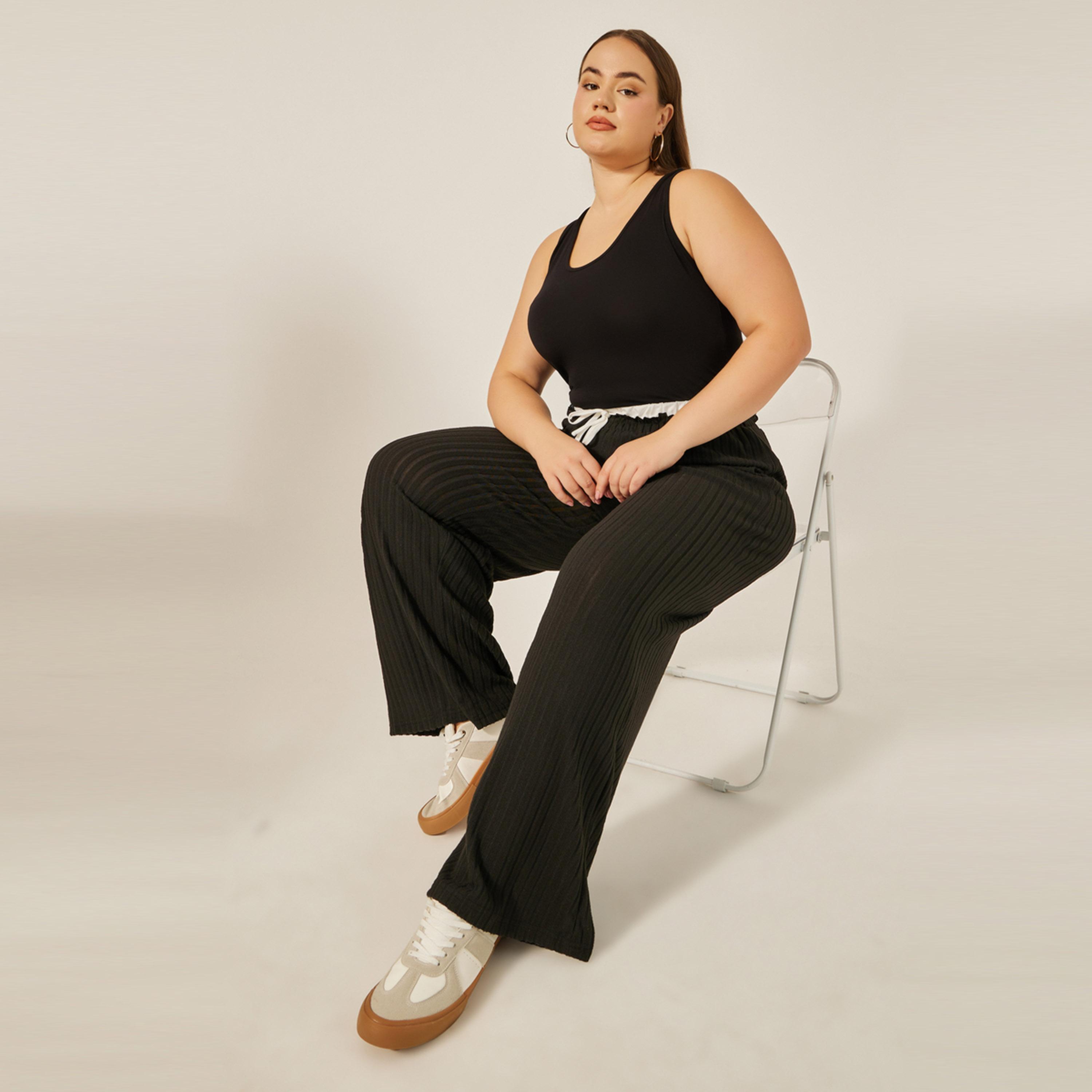 ستايلي - بنطال مقاس كبير مخطط بخصر مرتفع وساق واسعة مع رباط-women-clothing-bottoms-trousers-image-1