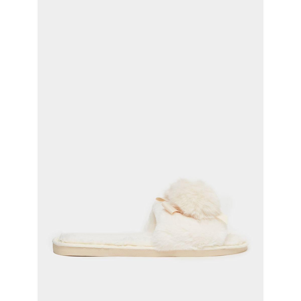 شبشب غرفة نوم مزين بفرو صناعي-women-shoes-bedroomslippers-image-2