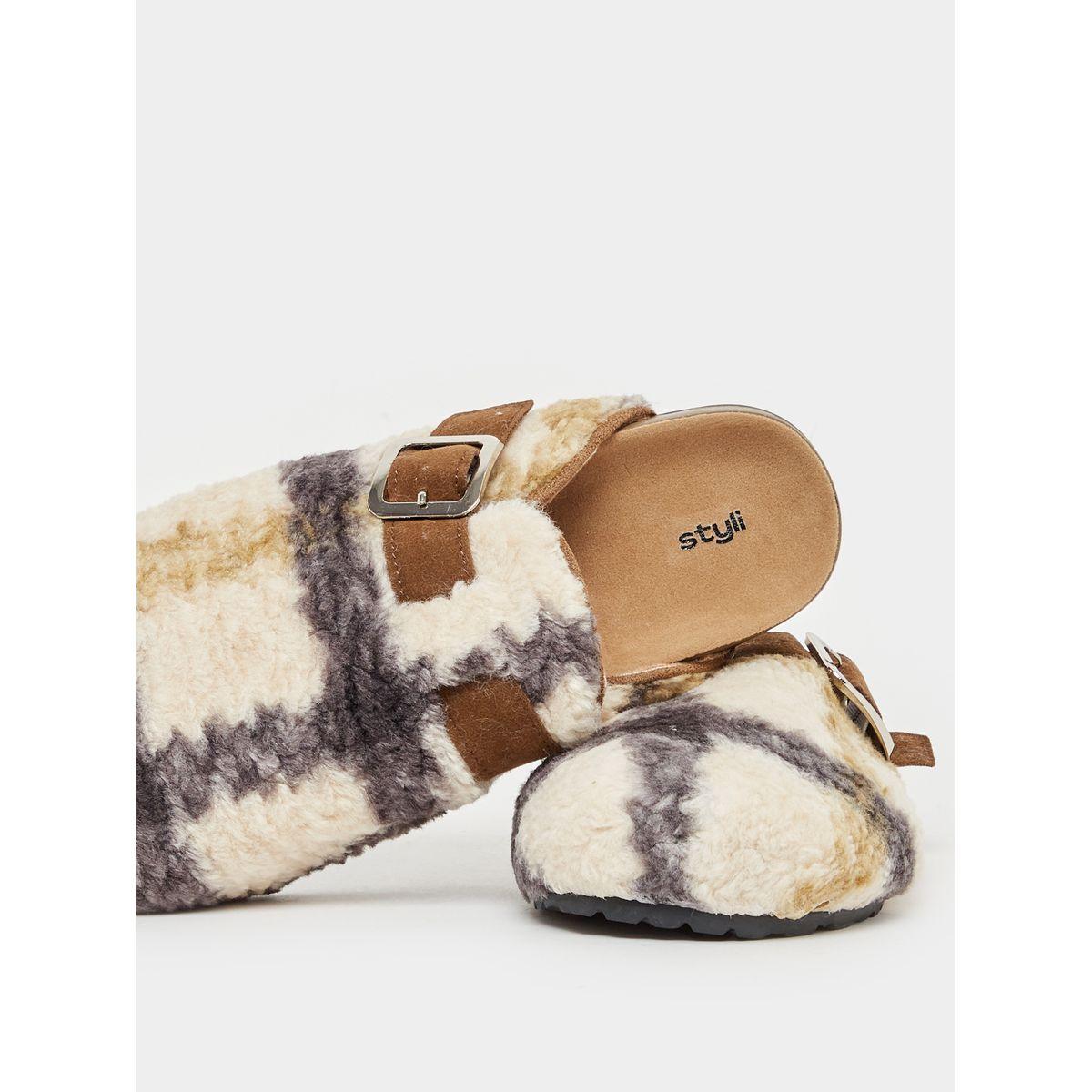 Styli Printed Fluffy Bedroom Slippers with Buckle Accent-women-shoes-bedroomslippers-image-4