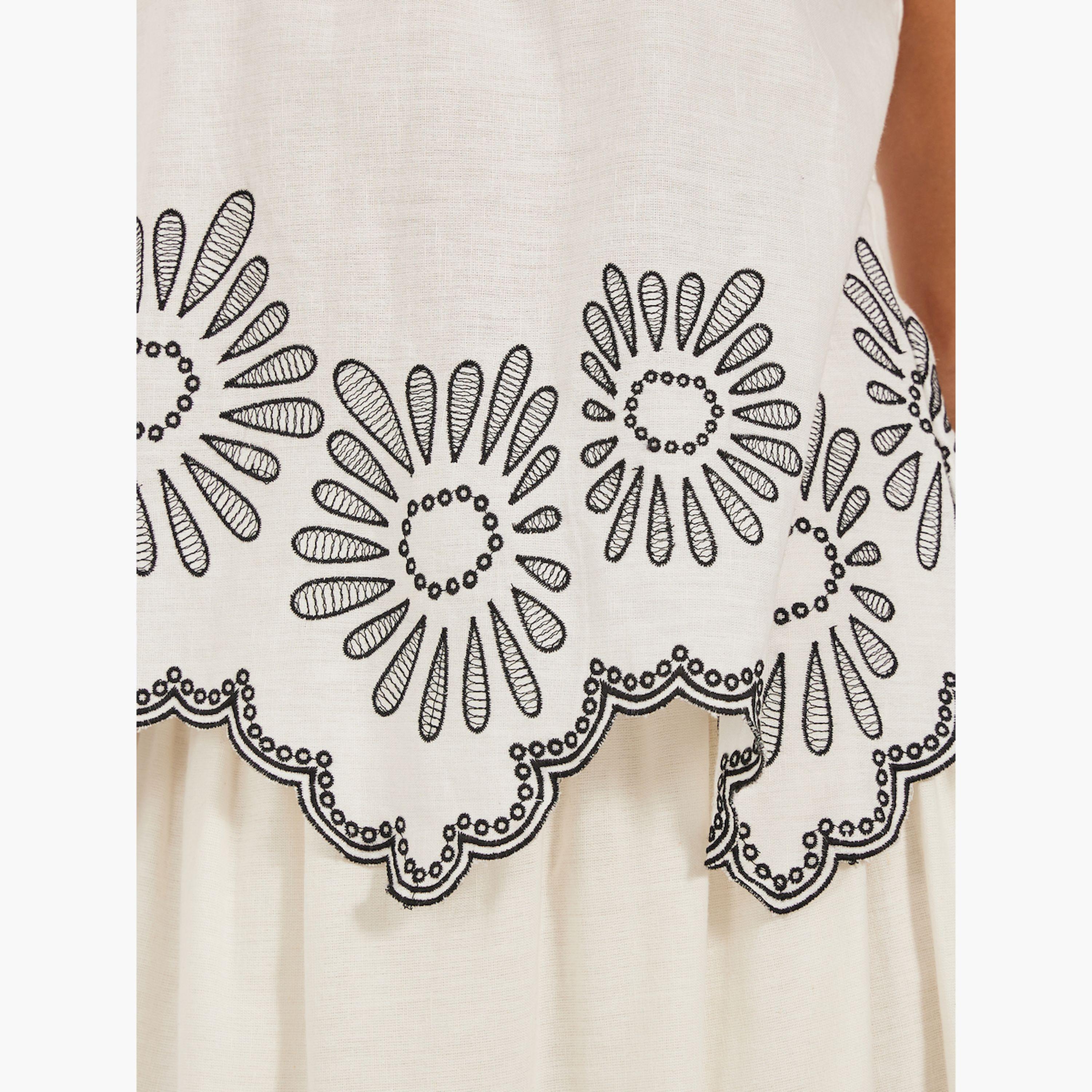 ستايلي -  بلوزة شيفلي بدون أكمام ومطرزة-women-clothing-shirtsandblouses-blouses-image-4