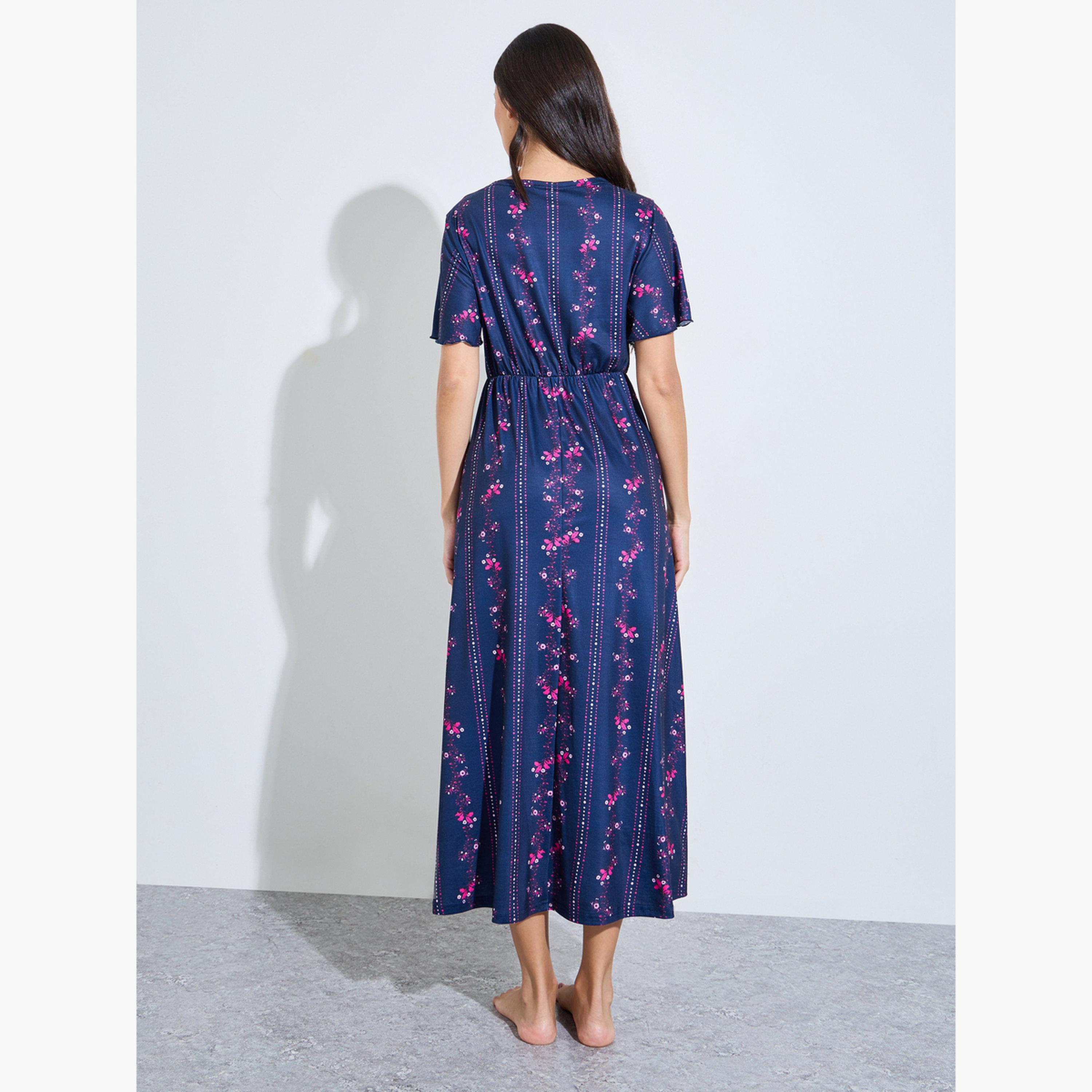 قميص نوم بياقة متداخلة وطبعة زهور-women-clothing-nightwear-nighties-image-3