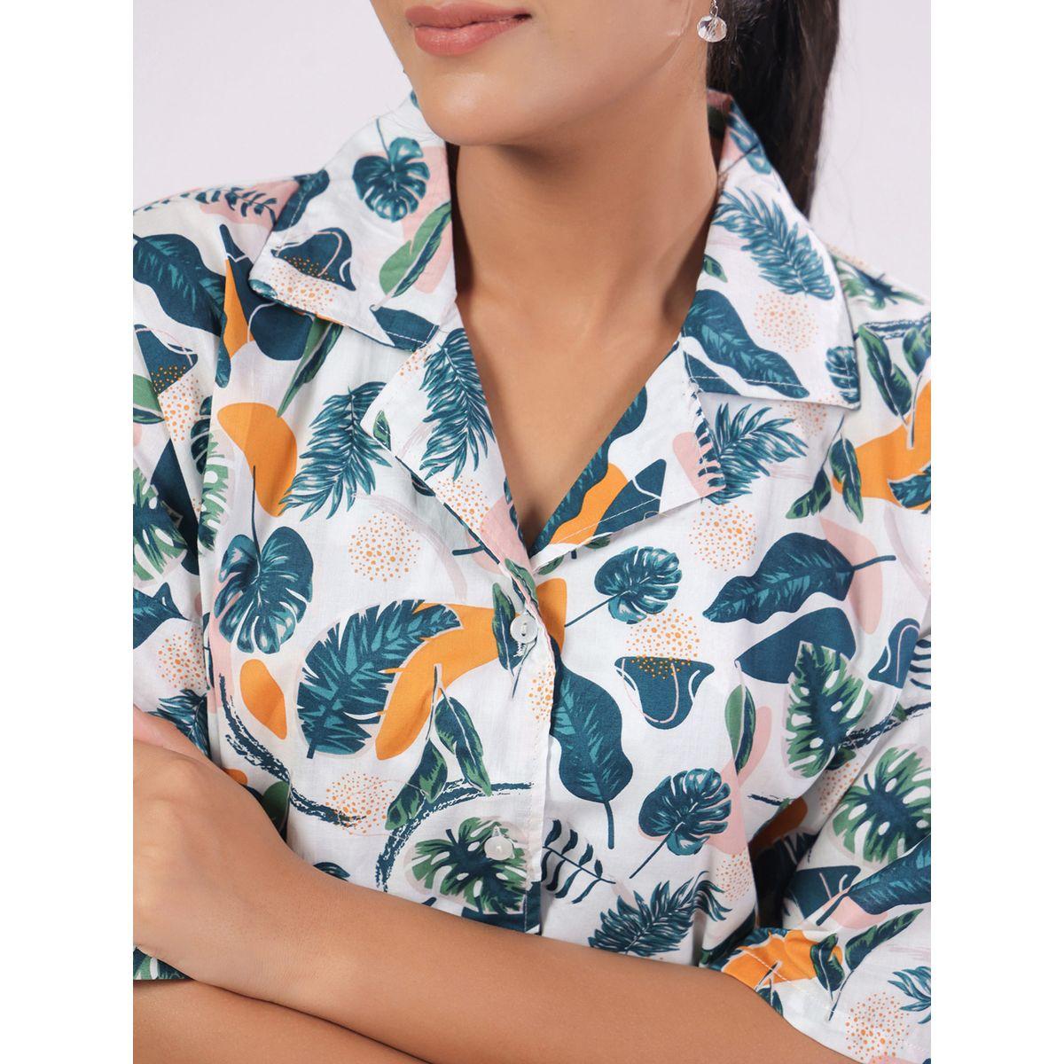 مجموعة من شورت وبلوزة بطبعة استوائية سانسكريتي هومز × ستايلي-women-clothing-nightwear-pyjamas-shortsets-image-2