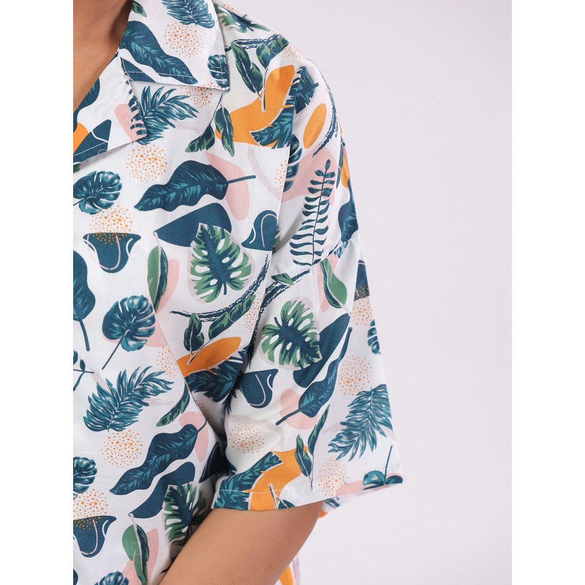 مجموعة من شورت وبلوزة بطبعة استوائية سانسكريتي هومز × ستايلي-women-clothing-nightwear-pyjamas-shortsets-image-1