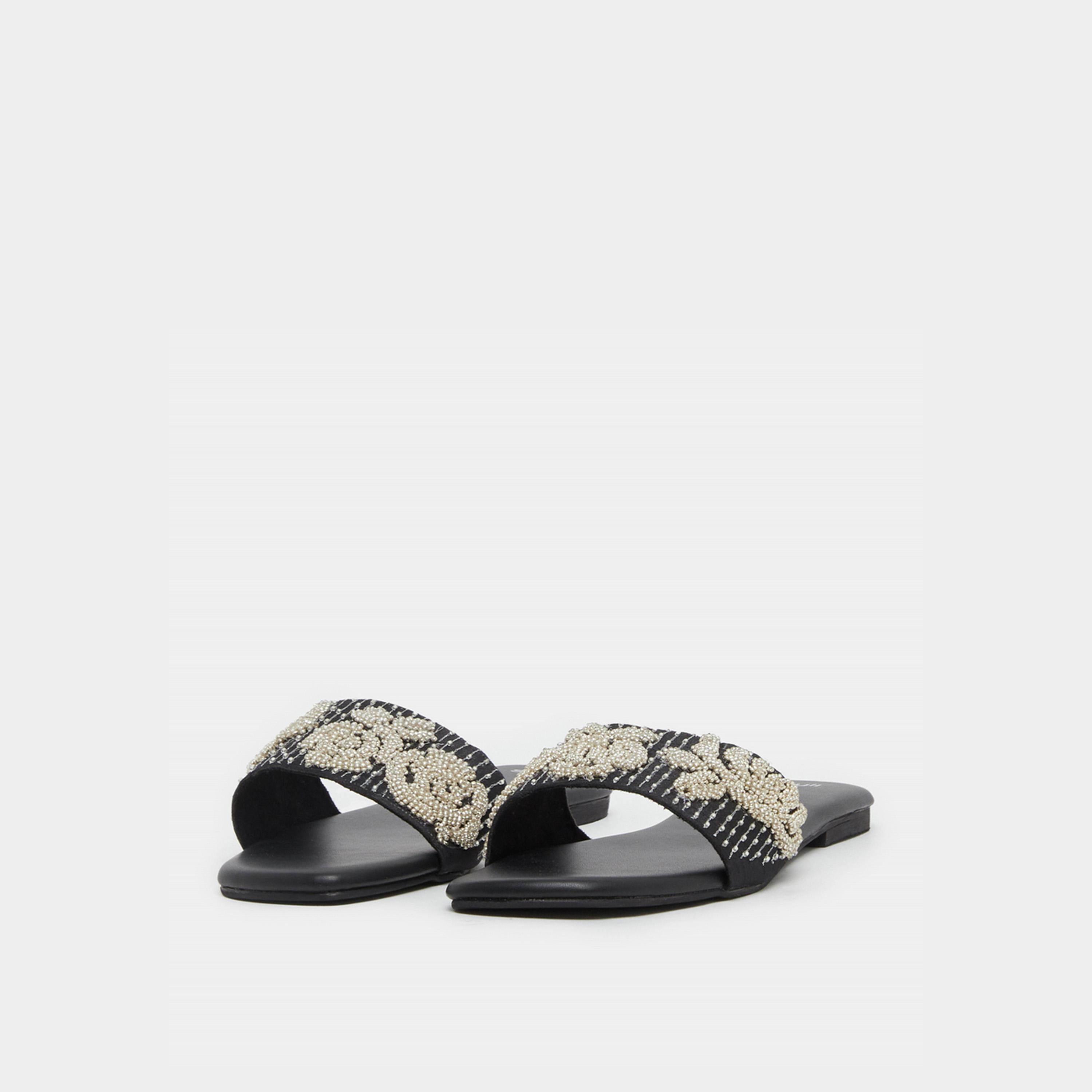 ستايلي - صندل مسطح سهل الارتداء ومزين-women-shoes-sandals-flats-image-3