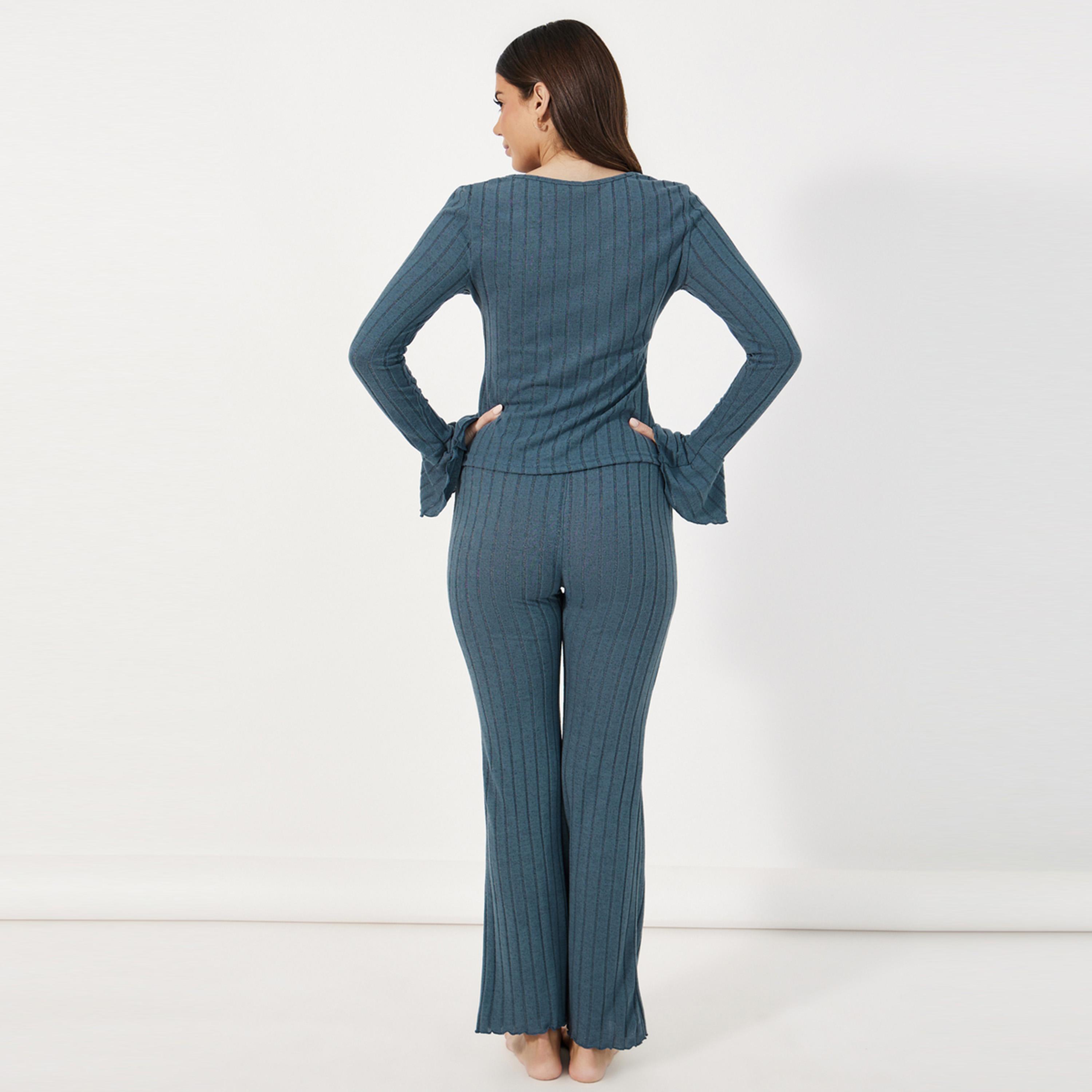 ستايلي - طقم بلوزة مضلعة بفتحة أمامية غير متماثلة مع بنطال بيجامة واسع أنوايند-women-clothing-nightwear-pyjamas-longsets-image-4