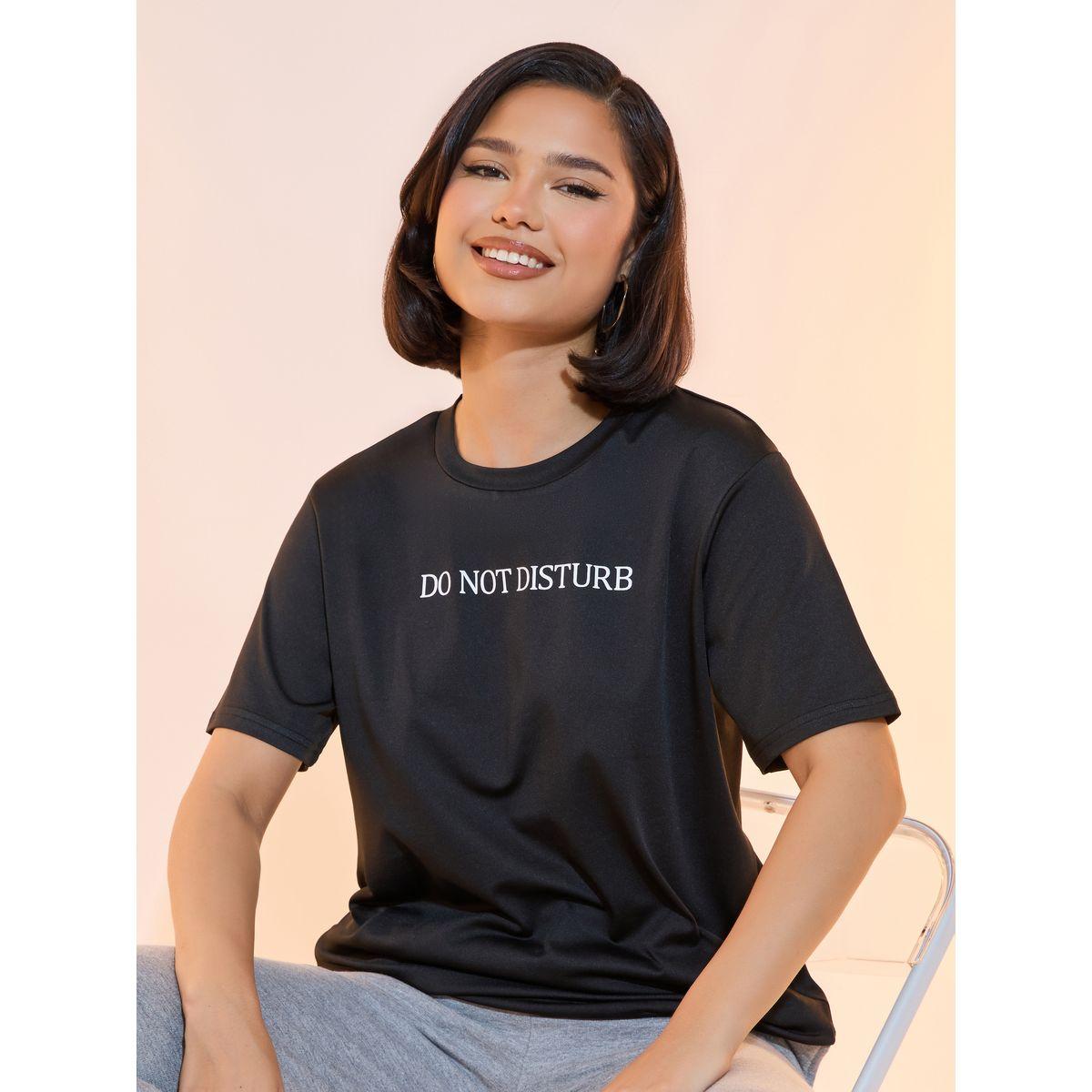 تيشيرت بياقة دائرية وطبعة كتابة-women-clothing-tshirts-image-1