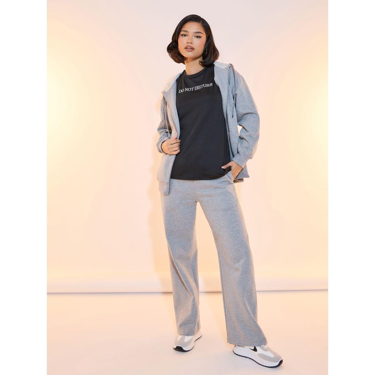 تيشيرت بياقة دائرية وطبعة كتابة-women-clothing-tshirts-image-3
