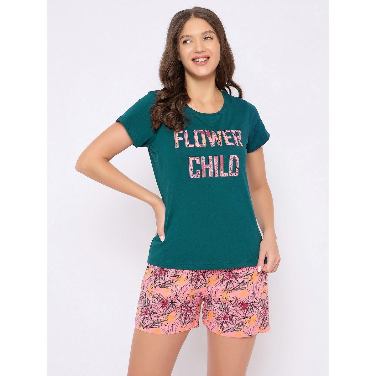 مجموعة من شورت وتيشيرت مطبع بكتابة-women-clothing-nightwear-pyjamas-shortsets-image-2