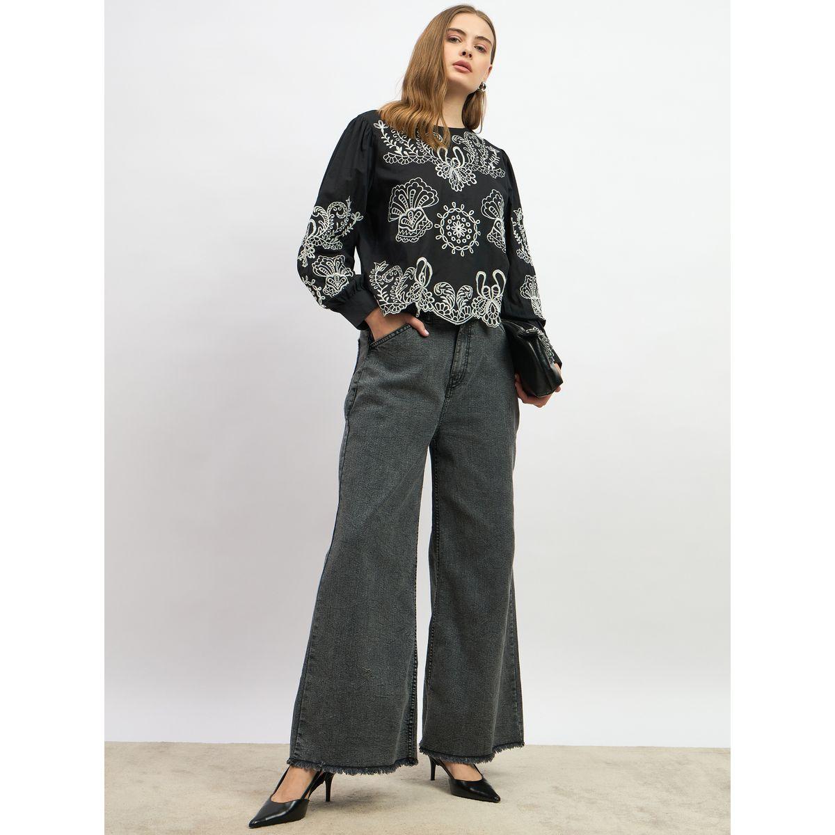 Styli Schiffli Scalloped Hem Long Sleeve Top-women-clothing-shirtsandblouses-blouses-image-1