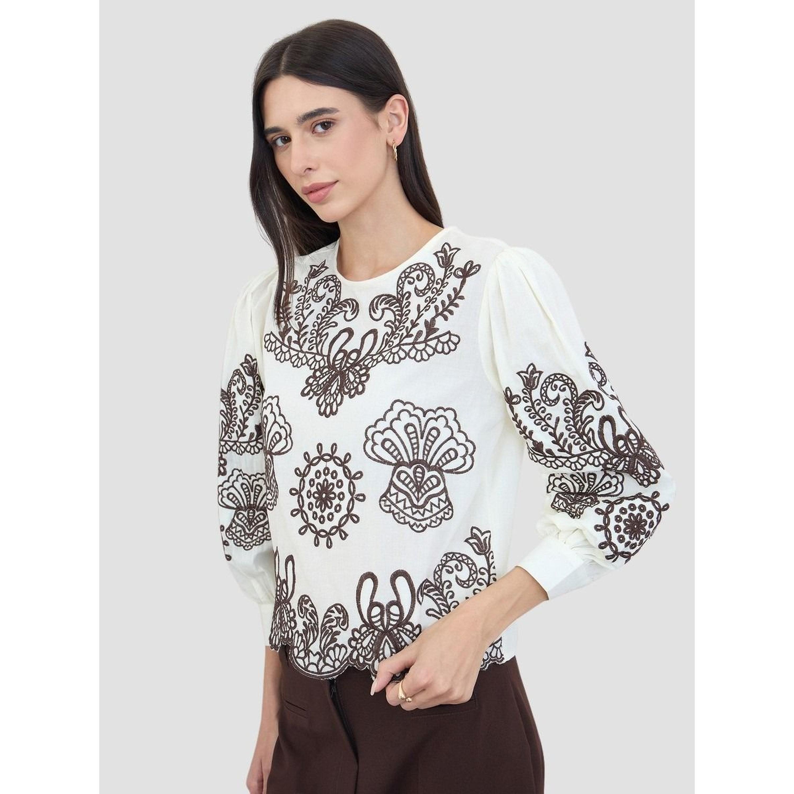 بلوزة مطرزة بحافة صدفيّة أوف وايت-women-clothing-shirtsandblouses-blouses-image-3