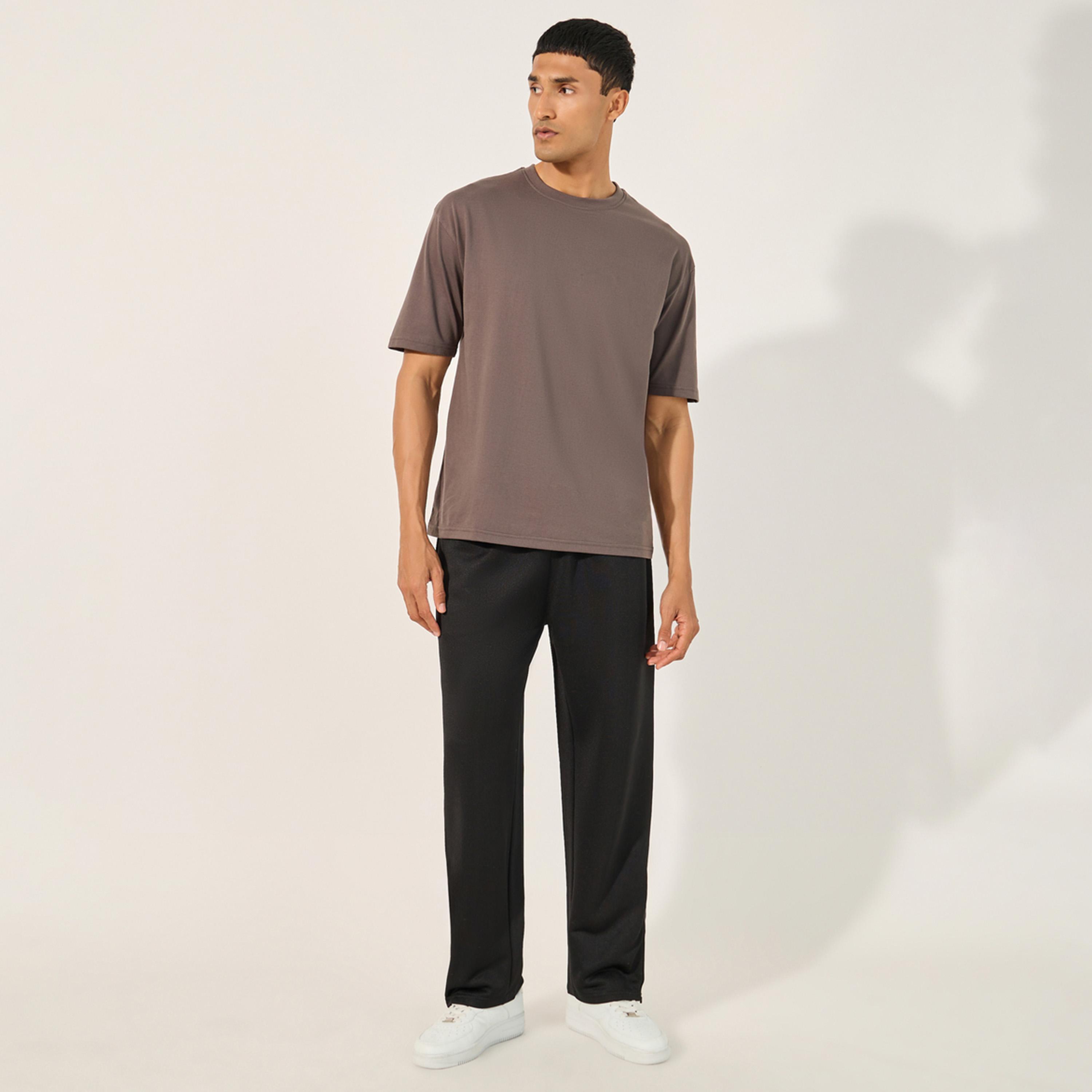 Styli Side Gusset Relaxed Track Pants with Zip Detail-men-clothing-sportswearandactivewear-bottoms-joggers-image-2