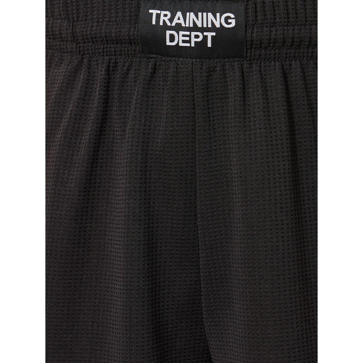 Styli Mesh Insert Oversized Training Shorts with Badge Detail-men-clothing-sportswearandactivewear-bottoms-image-3