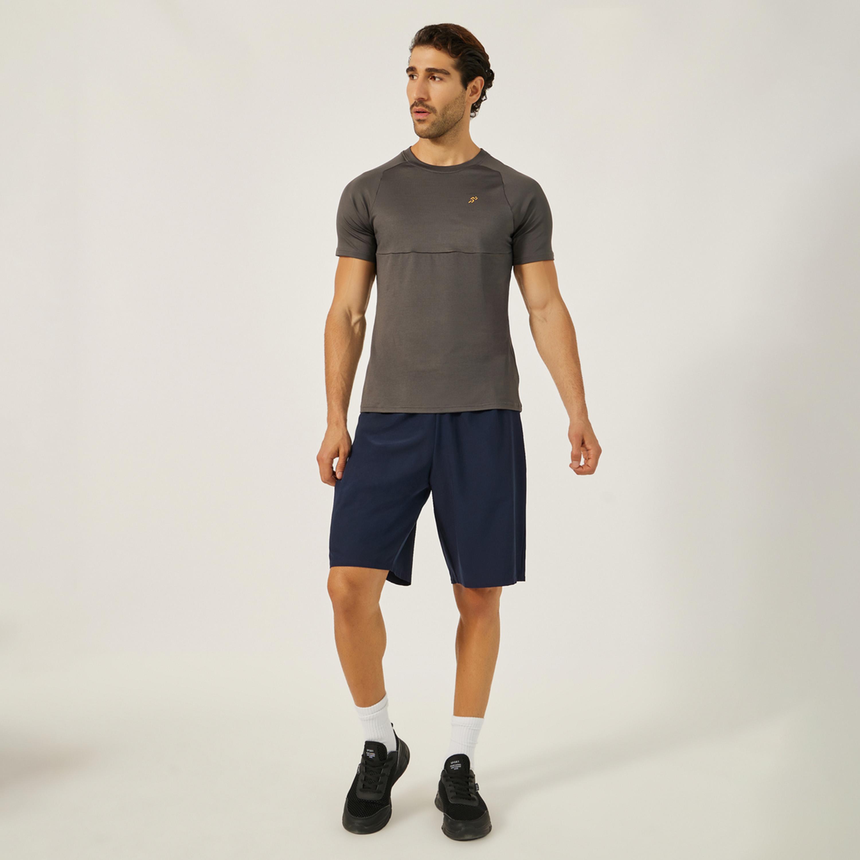 ستايلي - شورت بحزام خصر مطبوع مع تفاصيل جيب بسحاب-men-clothing-sportswearandactivewear-bottoms-image-2