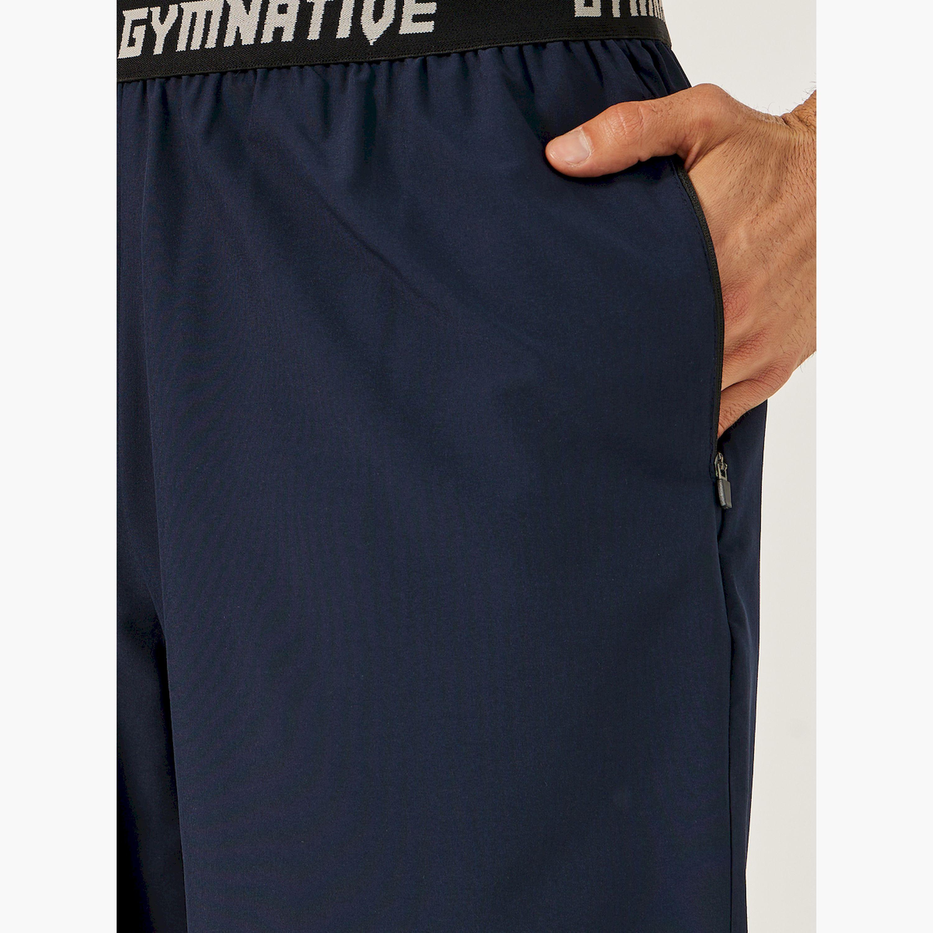ستايلي - شورت بحزام خصر مطبوع مع تفاصيل جيب بسحاب-men-clothing-sportswearandactivewear-bottoms-image-3