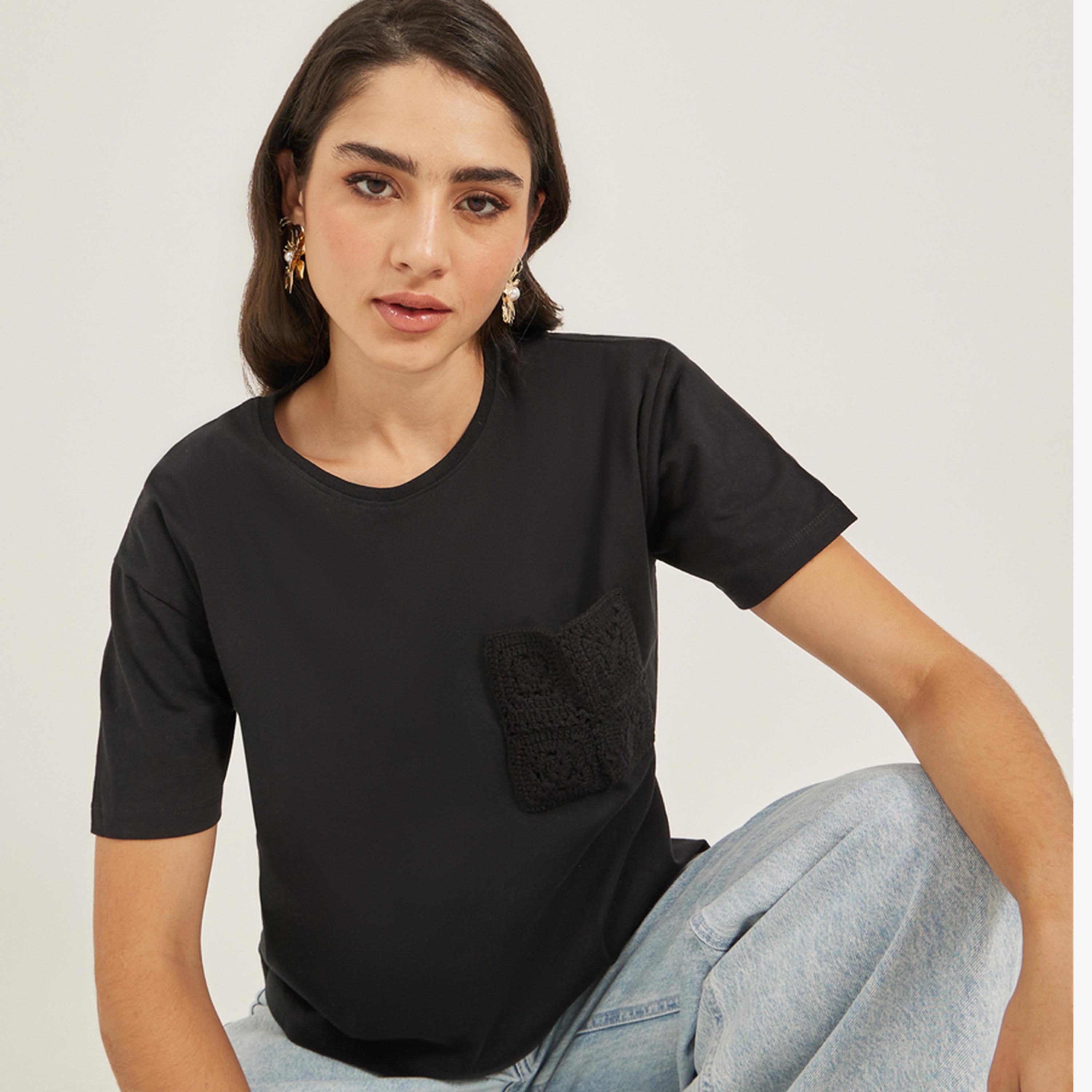 Styli Crochet Pocket Round Neck Short Sleeve T-Shirt-women-clothing-tshirts-image-1